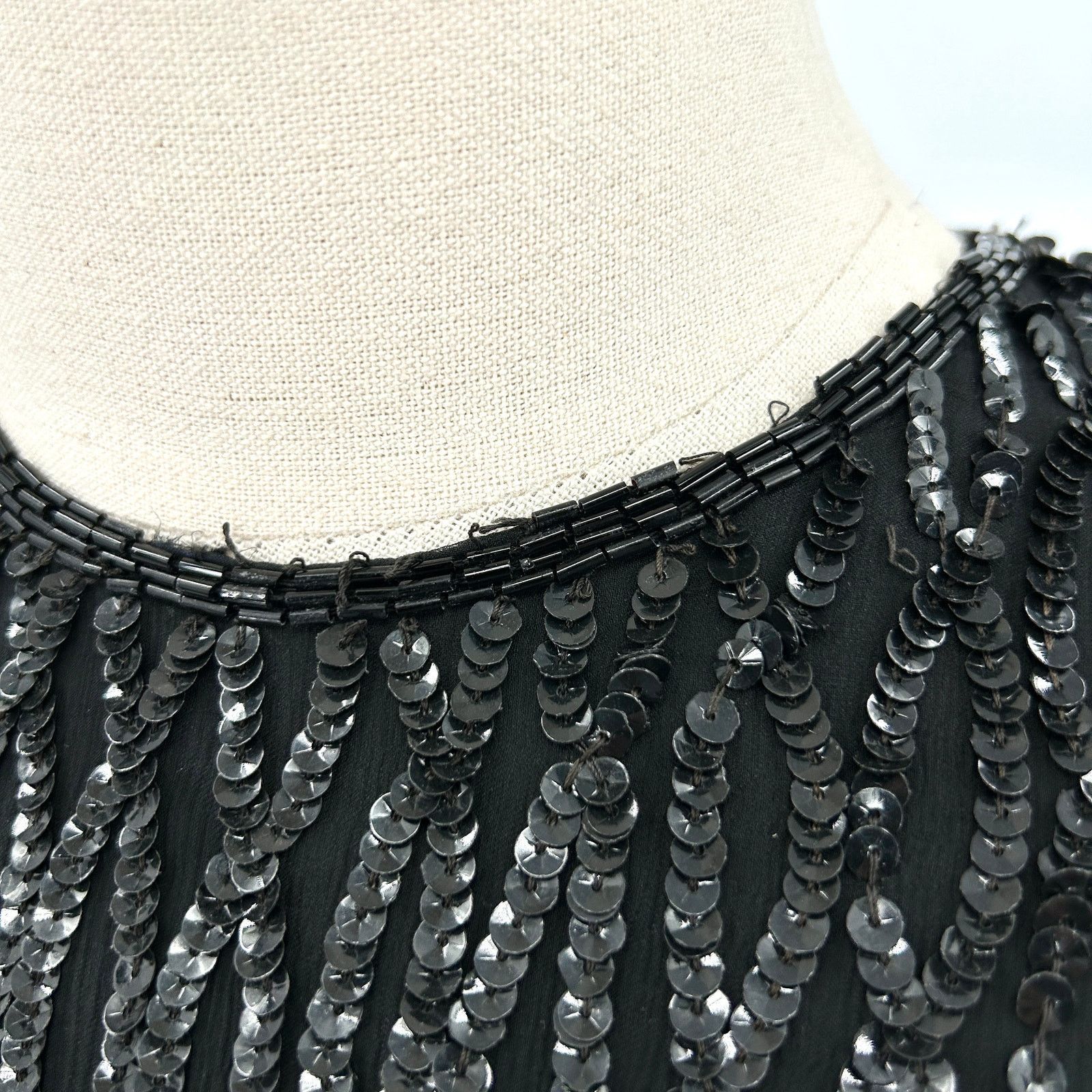 Vintage Vintage 80s Black Beaded Sequin Shoulder Pad Cocktail Dress Size S / US 4 / IT 40 - 3 Thumbnail