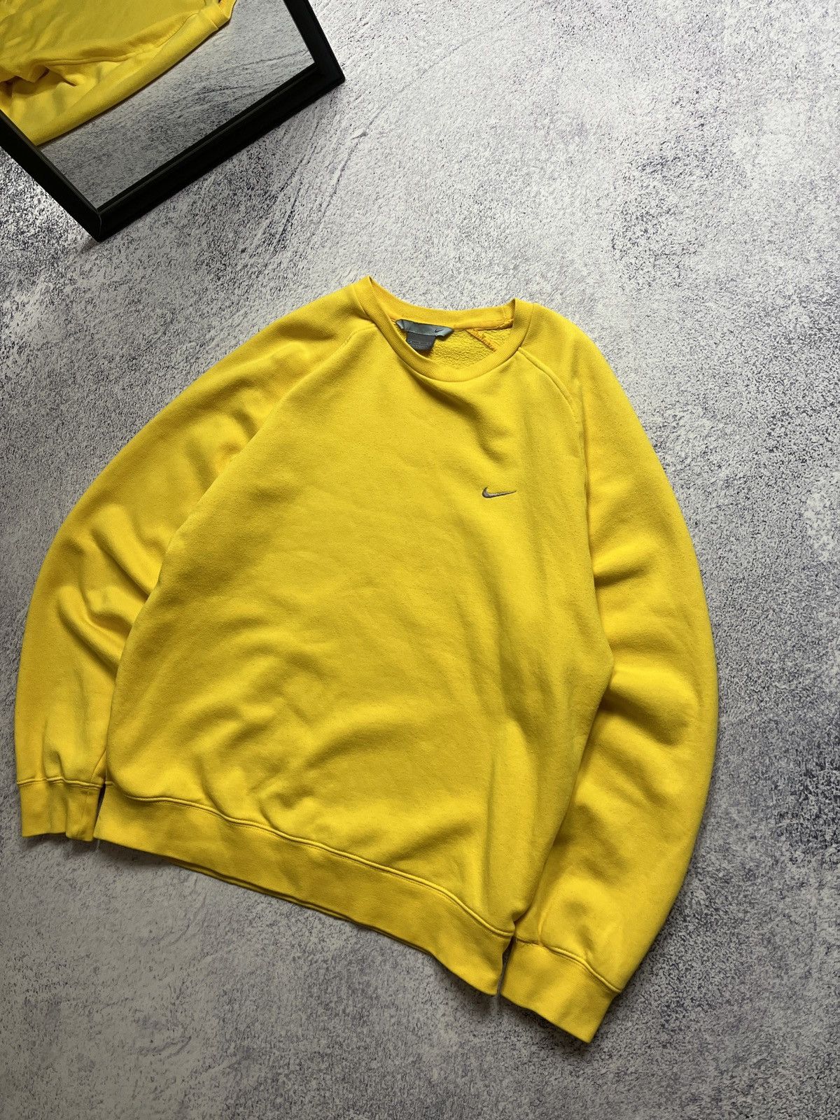 Nike Vintage 2000’s Nike Sportswear Swoosh Logo Yellow Crewneck Size US M / EU 48-50 / 2 - 3 Thumbnail