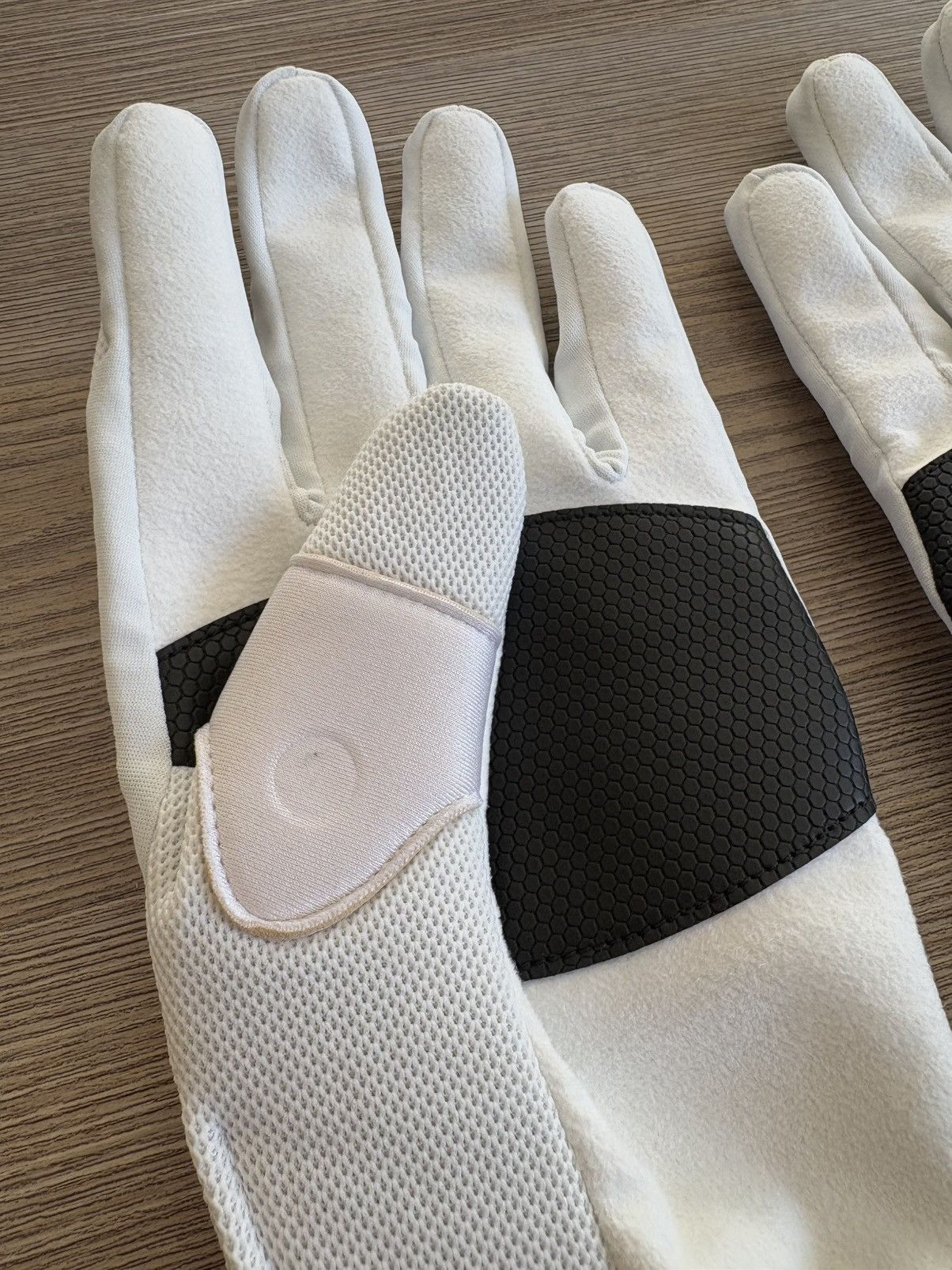 Undercover Evangelion Mecha Gloves [AW21] Size ONE SIZE - 6 Thumbnail