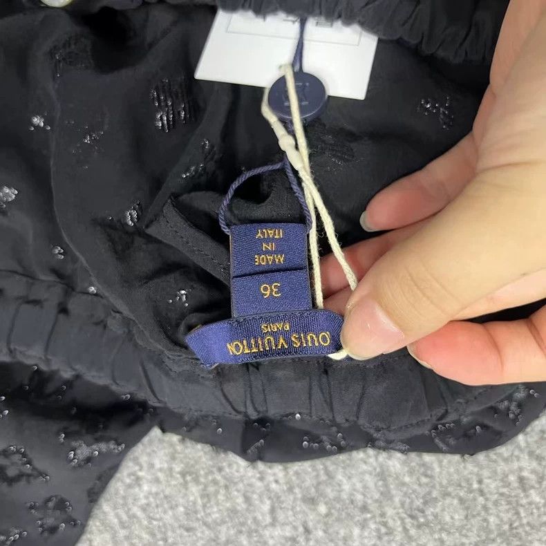 Louis Vuitton Louis Vuitton Black Honeysuckle Jacquard Casual Straight L Size US 36 / EU 52 - 2 Thumbnail