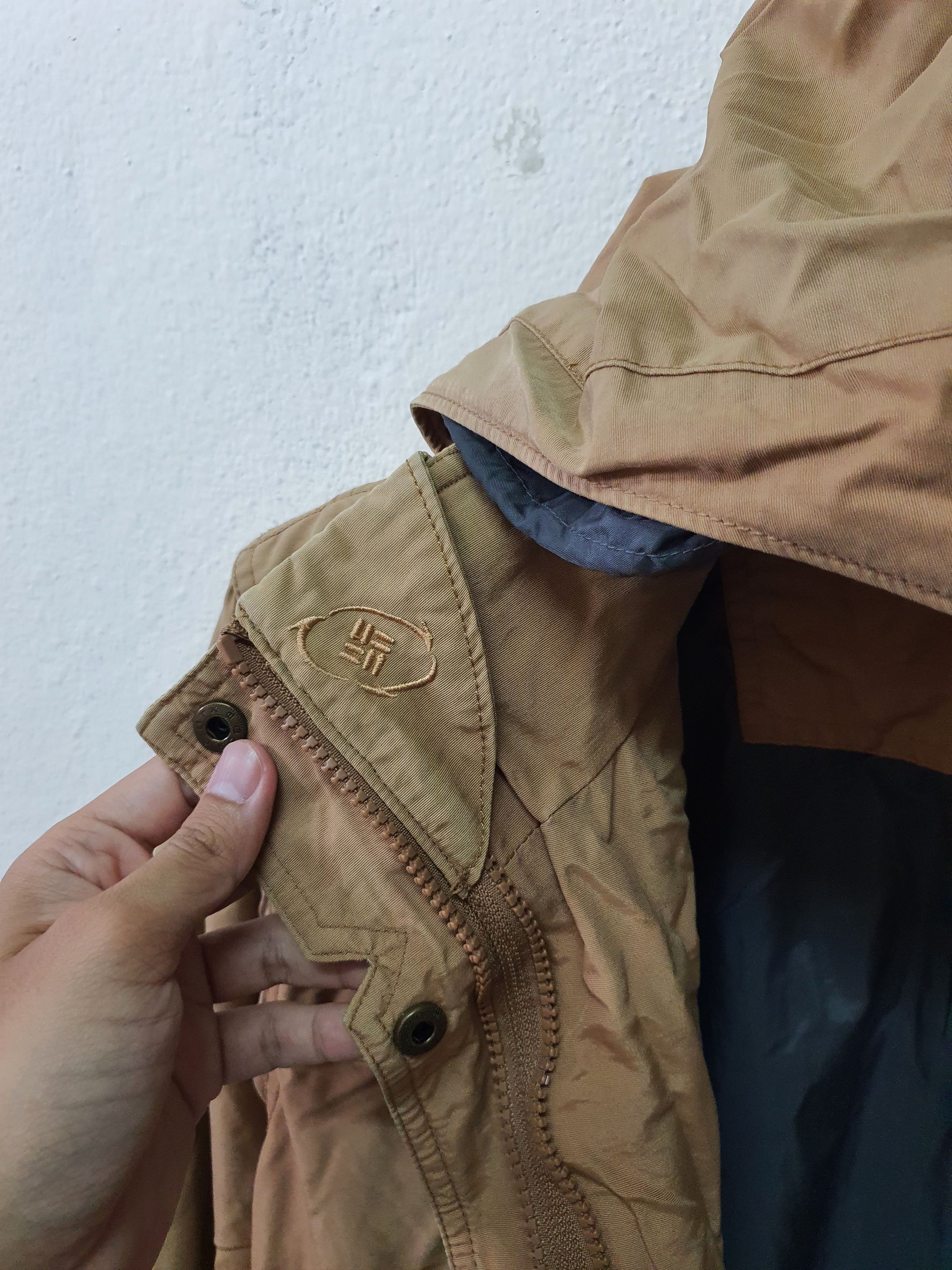 Columbia Vintage 00s Columbia Windbreaker Hoodie 🌟 Size US L / EU 52-54 / 3 - 11 Thumbnail