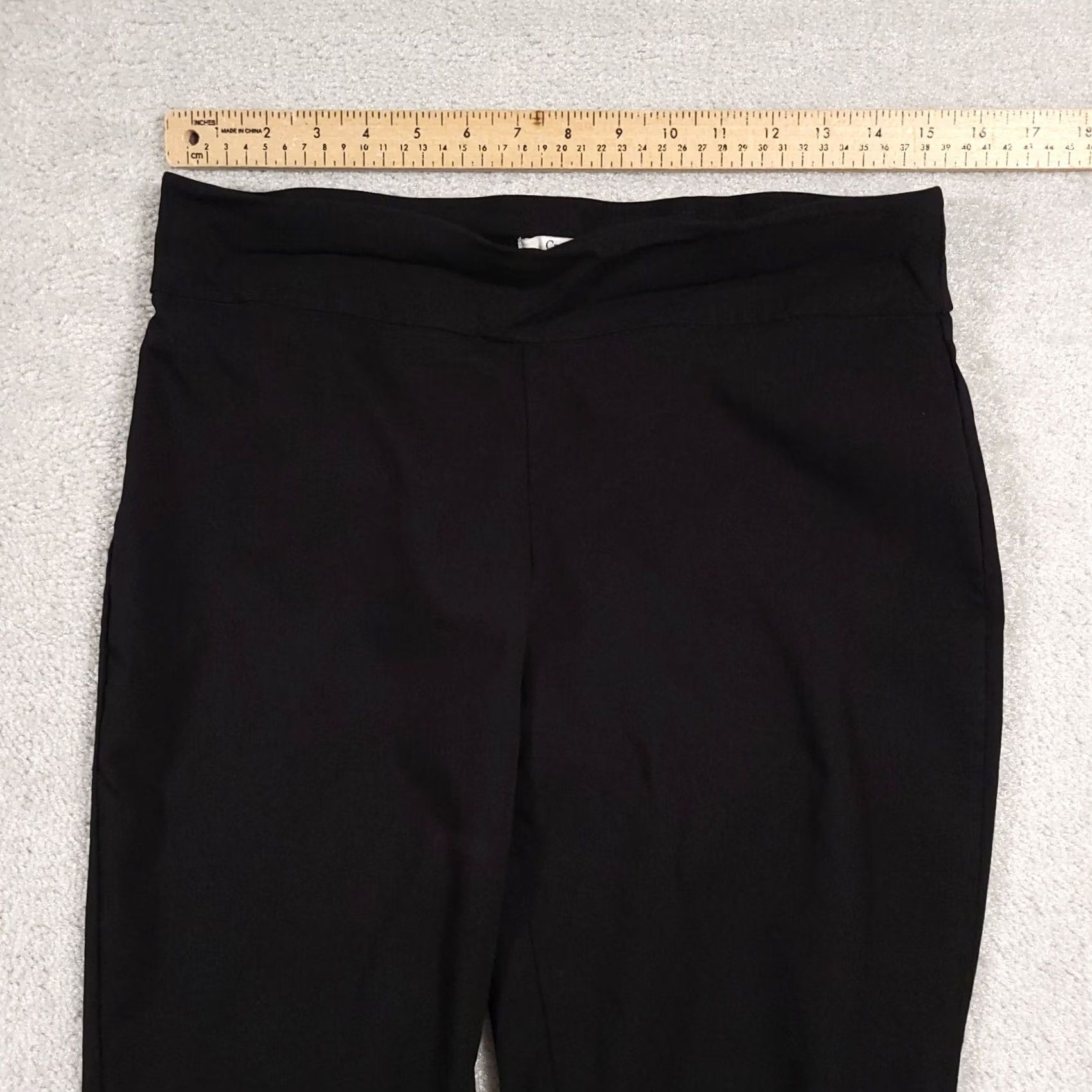 Croft & Barrow Croft & Barrow Capri Pants Women's 8 Black Stretch Pull On Elastic Waist Crop Capris Size 30" / US 8 / IT 44 - 4 Thumbnail