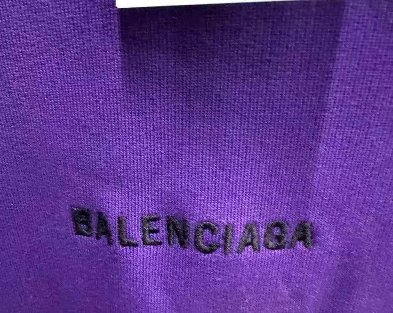 Balenciaga Balenciaga Front and back embroidered purple hooded sweats Size US M / EU 48-50 / 2 - 2 Thumbnail