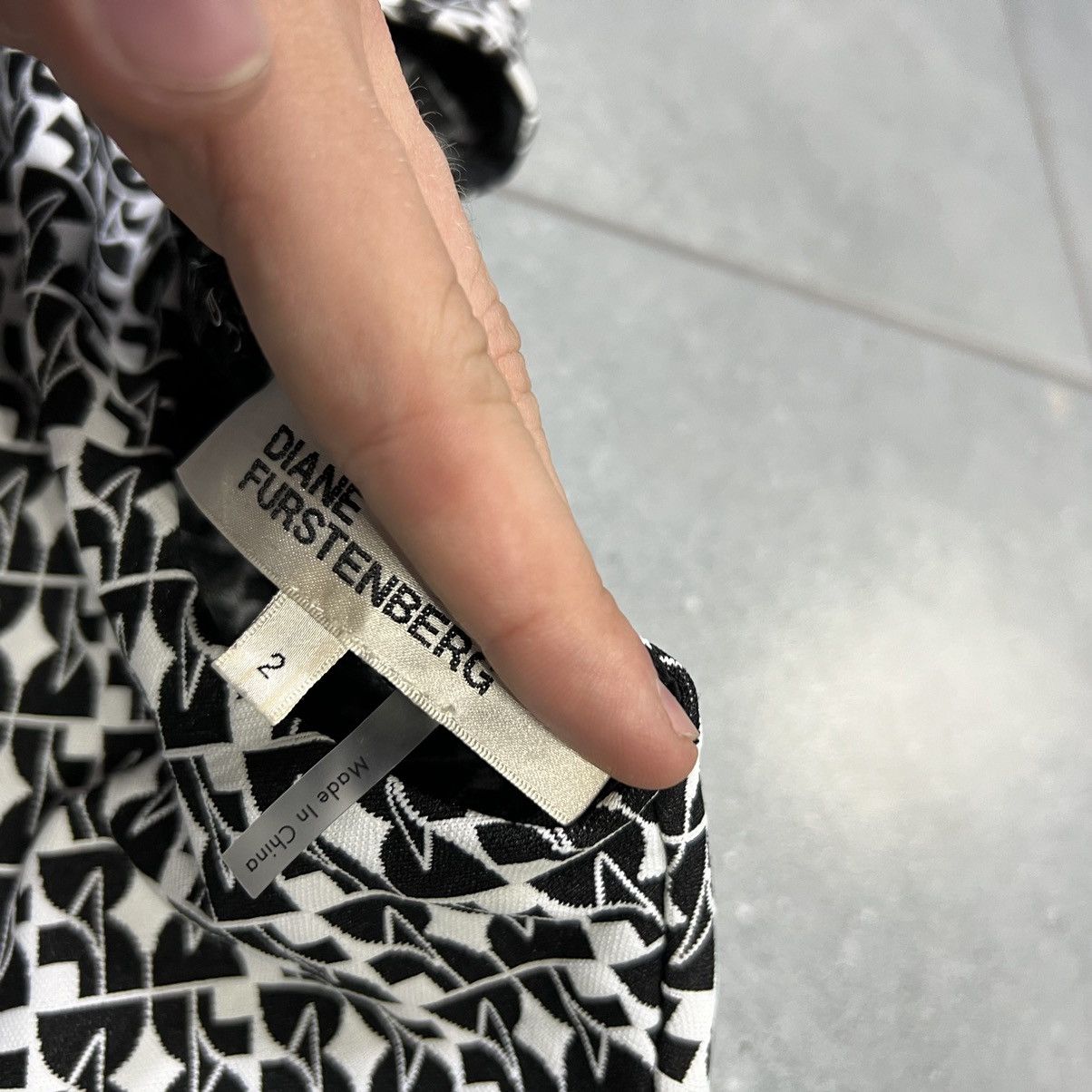 Diane von Furstenberg × Vintage Diane von furstenberg Jersey jacquard minidress Size XXS / US 00 / IT 34 - 6 Thumbnail