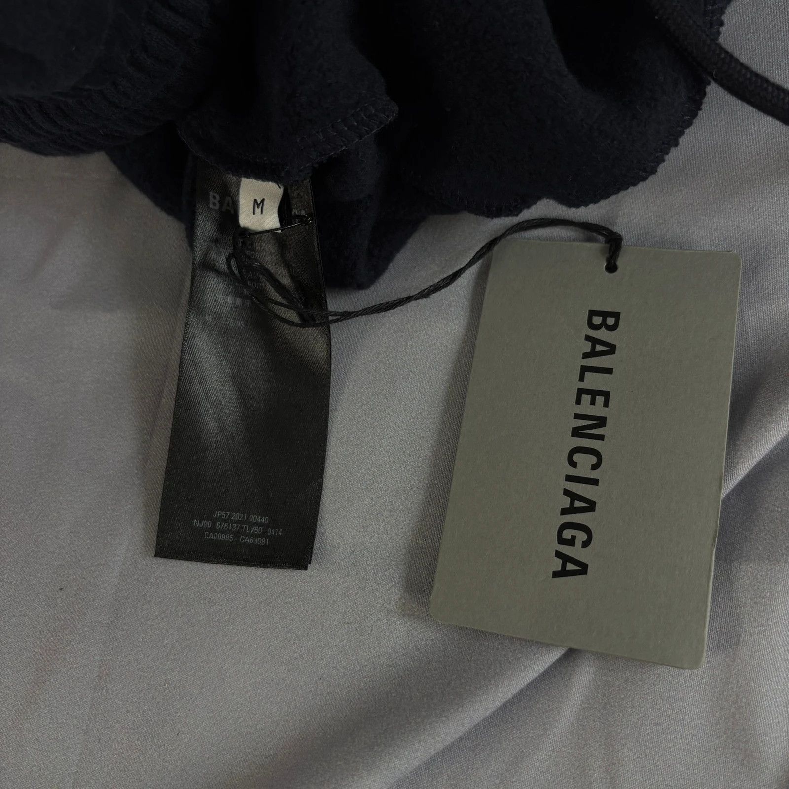 Balenciaga Balenciaga crest shorts Size US 32 / EU 48 - 6 Thumbnail
