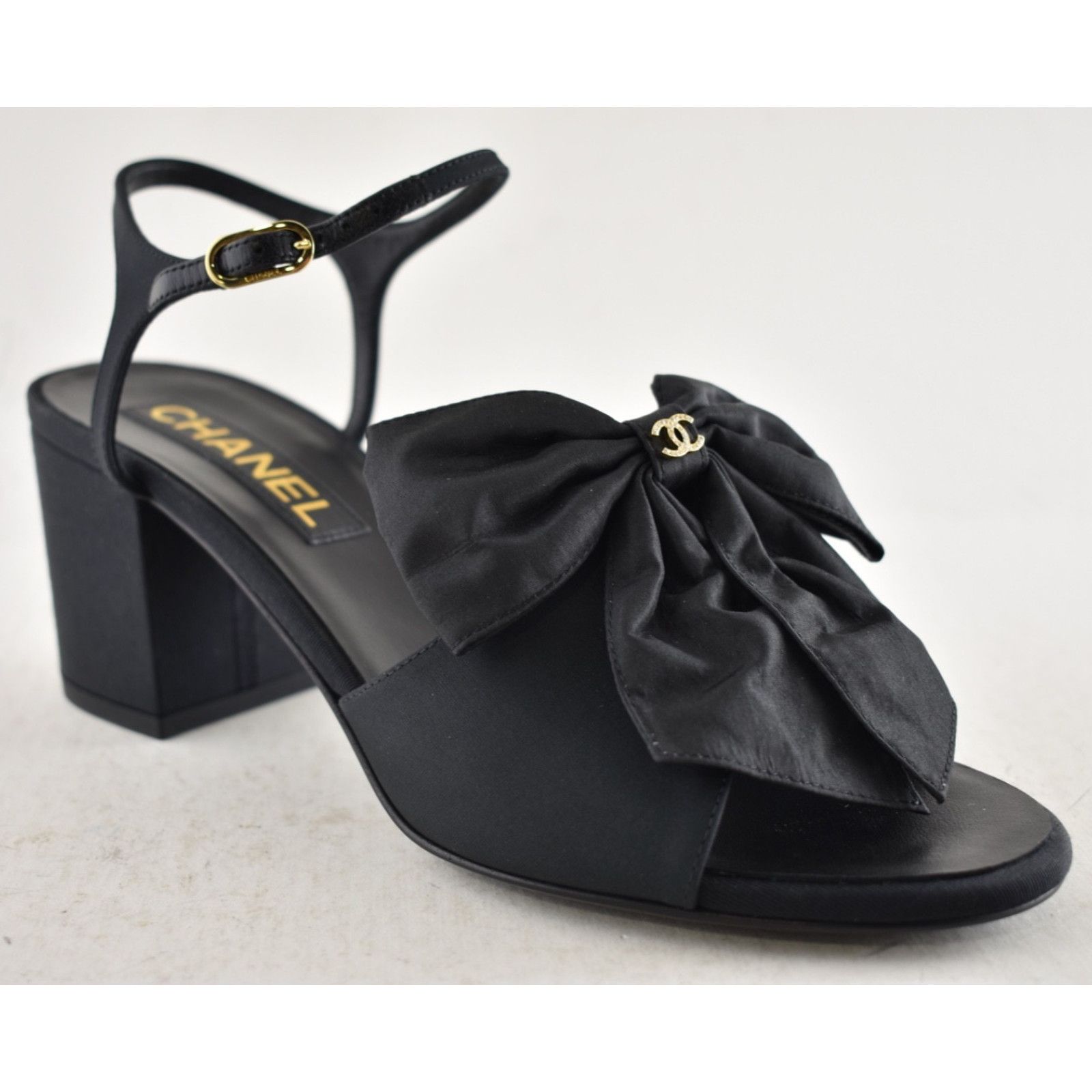 Chanel Chanel 24A Silk Bow Crystal CC Logo Ankle Strap Block Heel Size US 12 / IT 42 - 6 Thumbnail