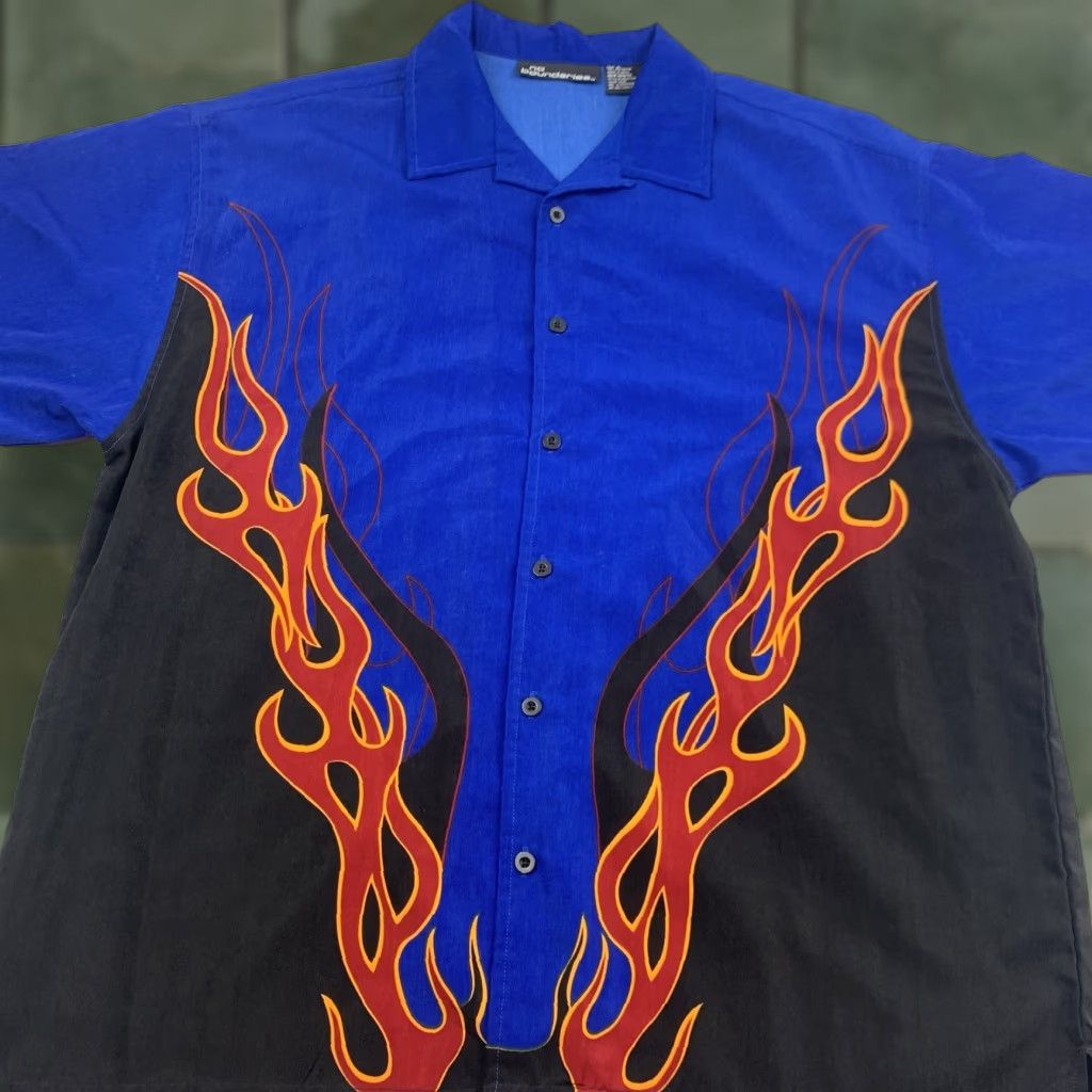 Vintage VINTAGE No Boundaries Button Up Shirt Adult XL Blue Flames Grunge Y2K USA Baggy USA Mens Button-Up Shirt XL Blue Flames Grunge 90s Size US XL / EU 56 / 4 - 1 Thumbnail