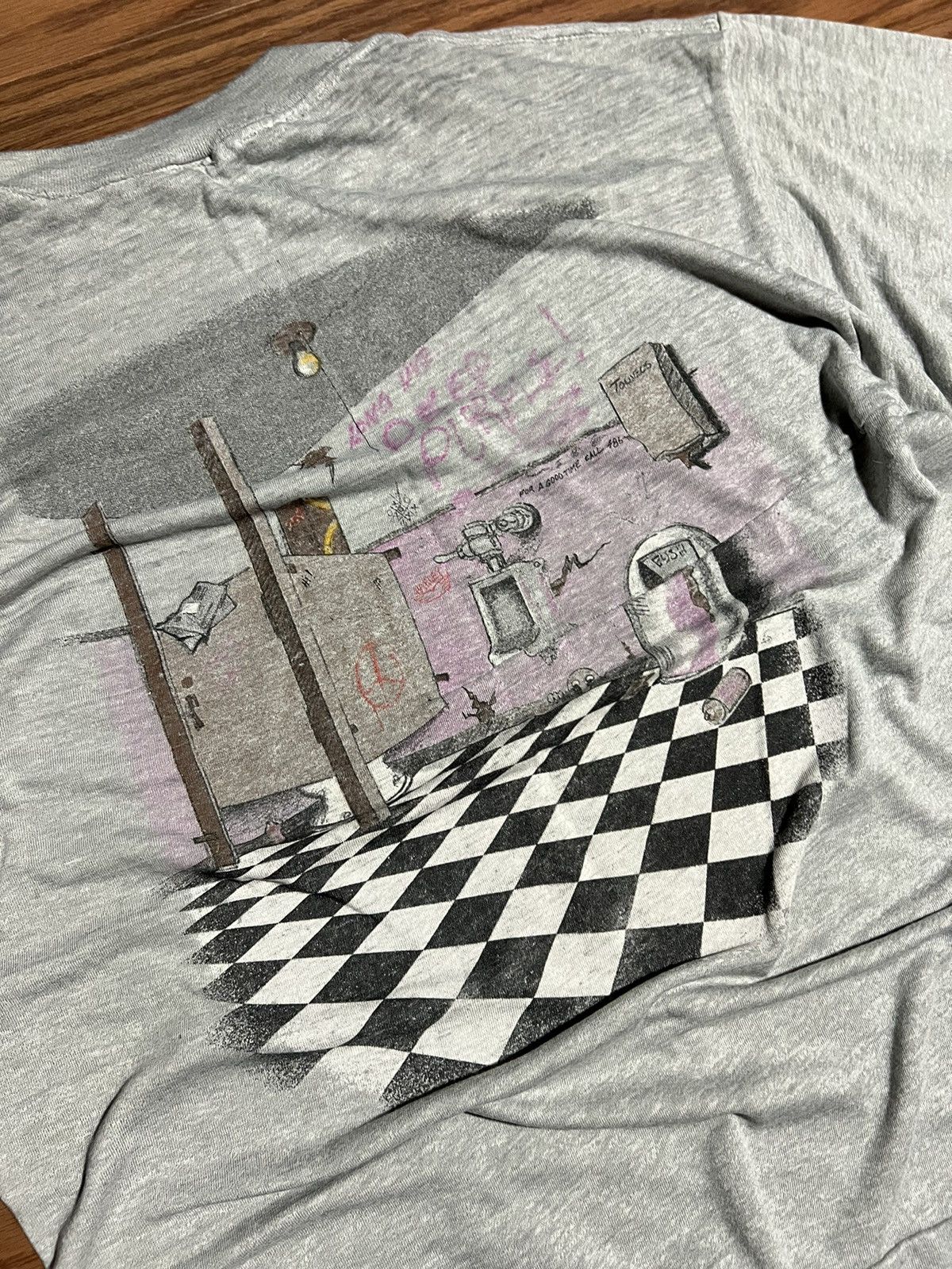 Band Tees Vintage 1985 DEEP PURPLE Perfect Strangers Tour T Shirt Size US M / EU 48-50 / 2 - 7 Thumbnail