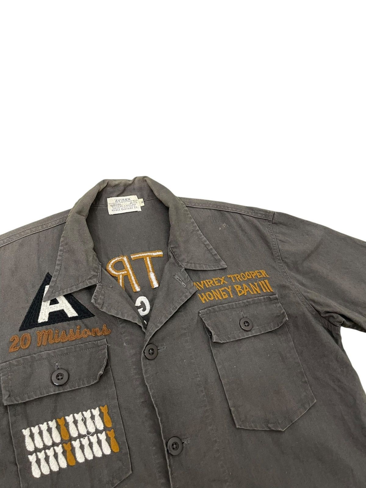 Avirex Embroydery Linen Shirt Avirex WWII Japan Faded 5🟩9 Size US L / EU 52-54 / 3 - 13 Thumbnail