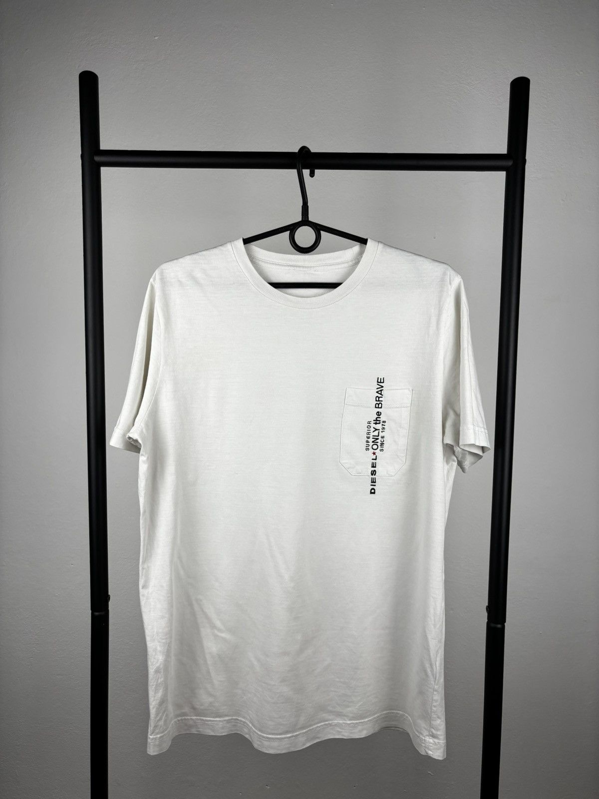 Diesel Diesel t shirt vertical logo size M Size US M / EU 48-50 / 2 - 1 Thumbnail