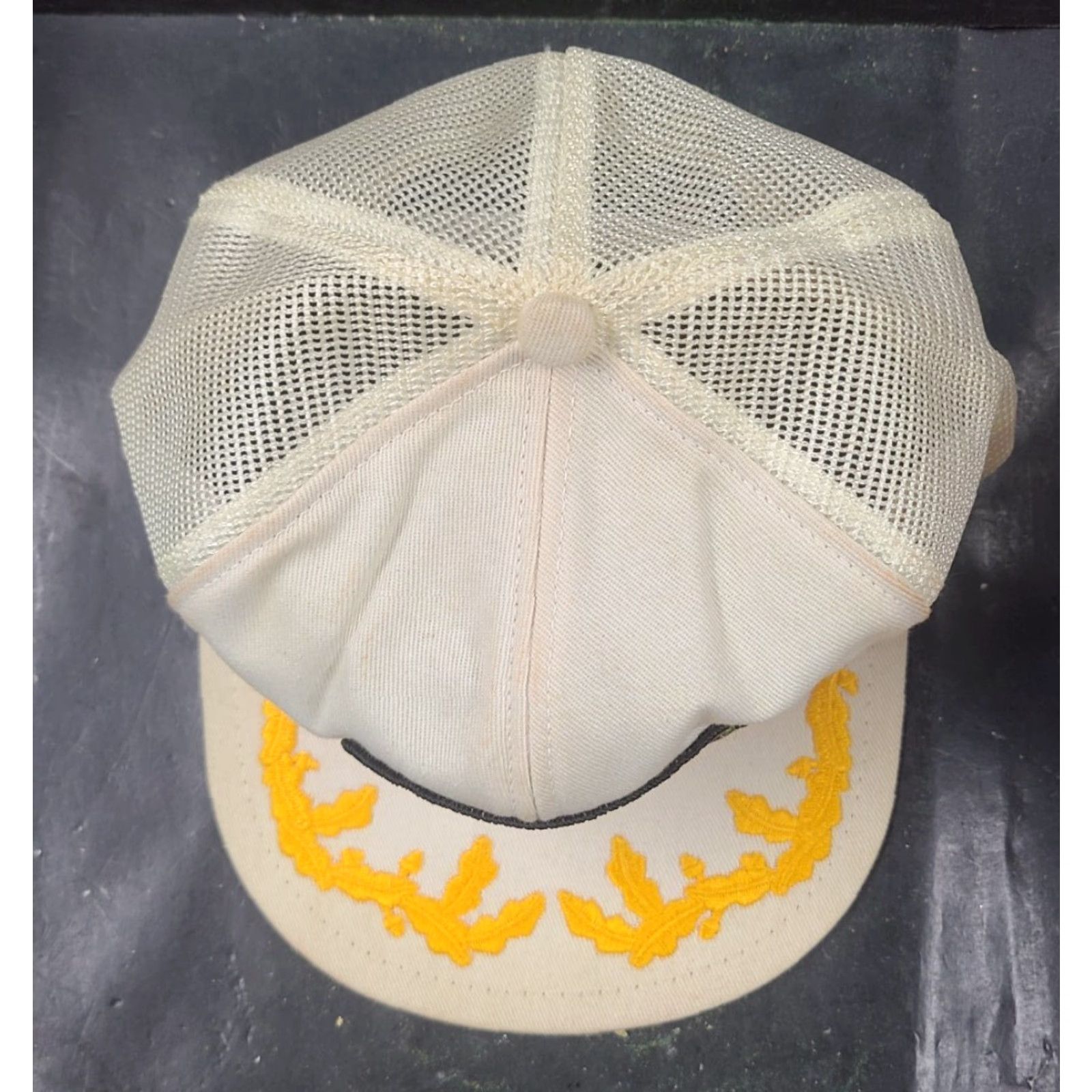 Vintage VINTAGE K-Products USA MADE Lynks Seeds Farm Patch Trucker Hat/Cap Oak Leaves White Adjustable Men Hats USA Farming 90s Concert Event Theme Mens Size ONE SIZE - 6 Thumbnail