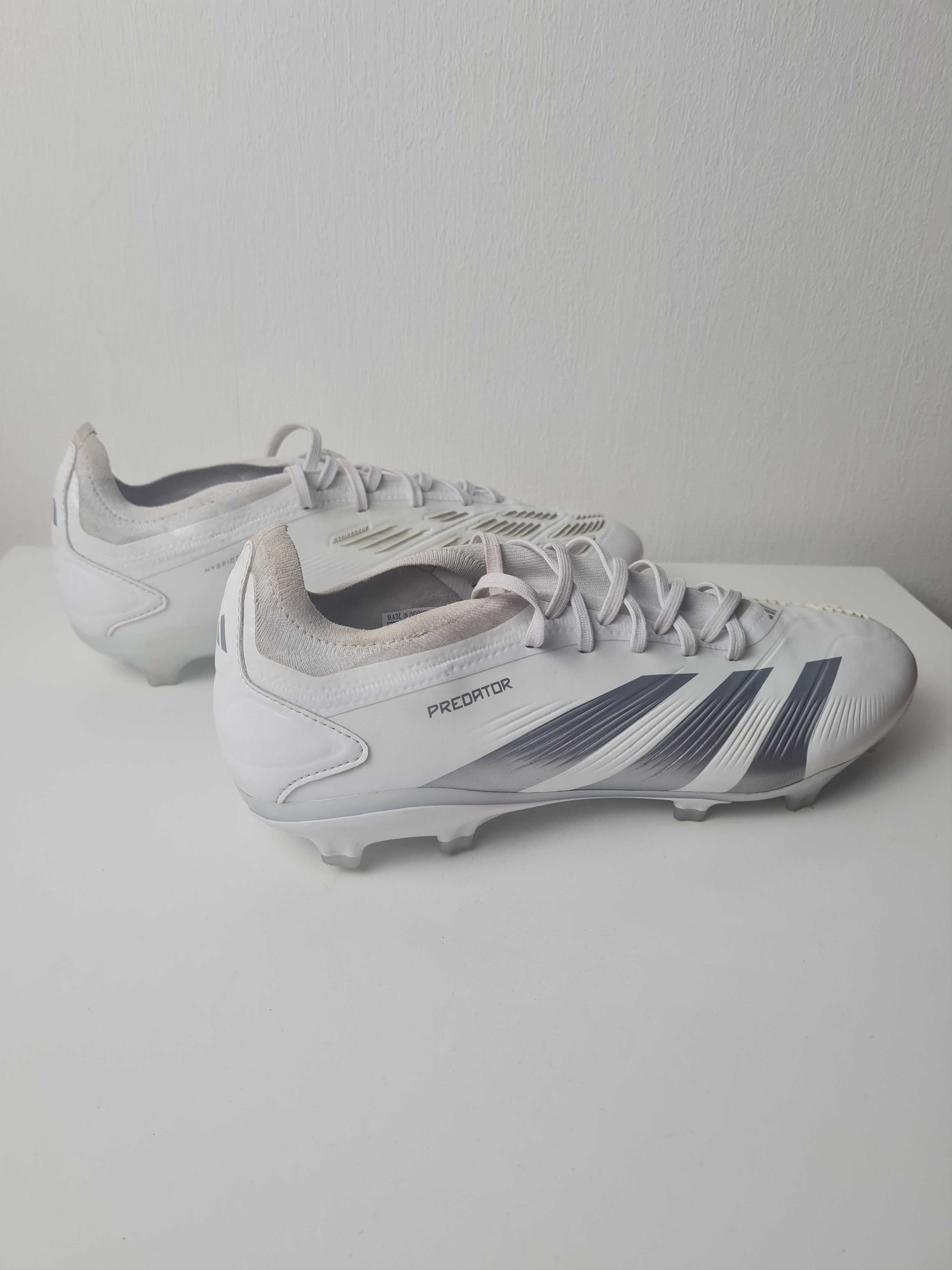 Adidas Football Soccer Adidas PREDATOR Pro FG Cleats White Silver Size US 12.5 / EU 45-46 - 7 Thumbnail