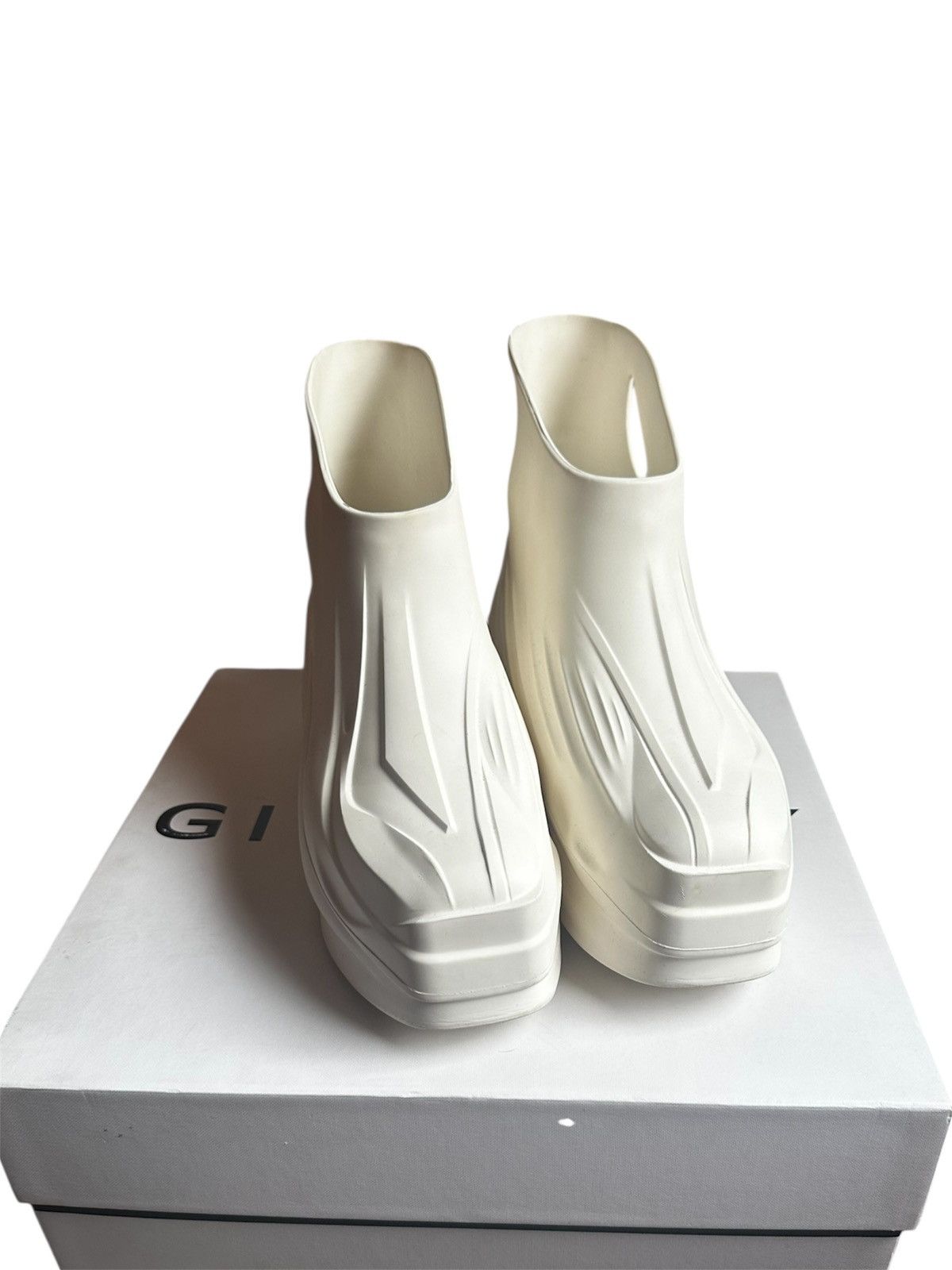 1017 ALYX 9SM 1017 Alyx AW22 Mono Boots Size US 9.5 / EU 42-43 - 1 Thumbnail
