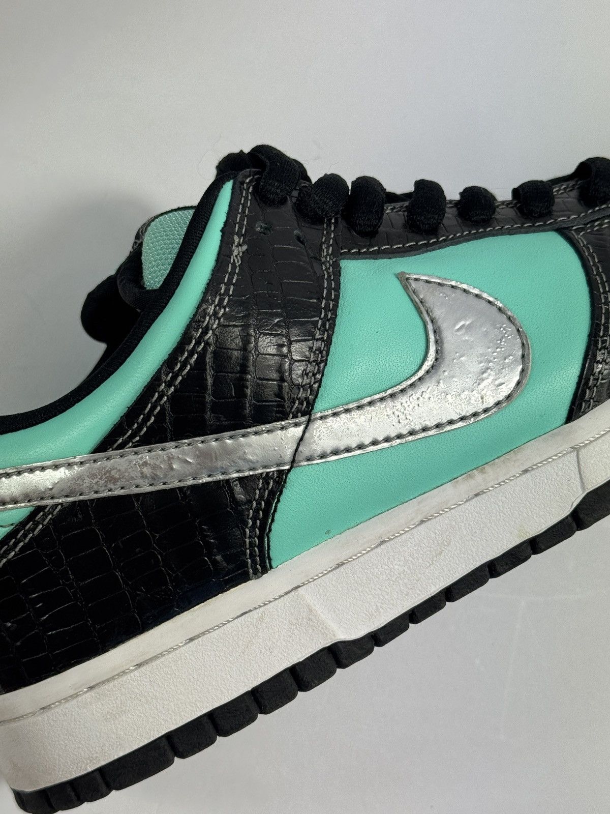 Nike VINTAGE NIKE SB DUNK LOW DIAMOND SUPPLY CO TIFFANY SNEAKERS Size US 9 / EU 42 - 16 Thumbnail