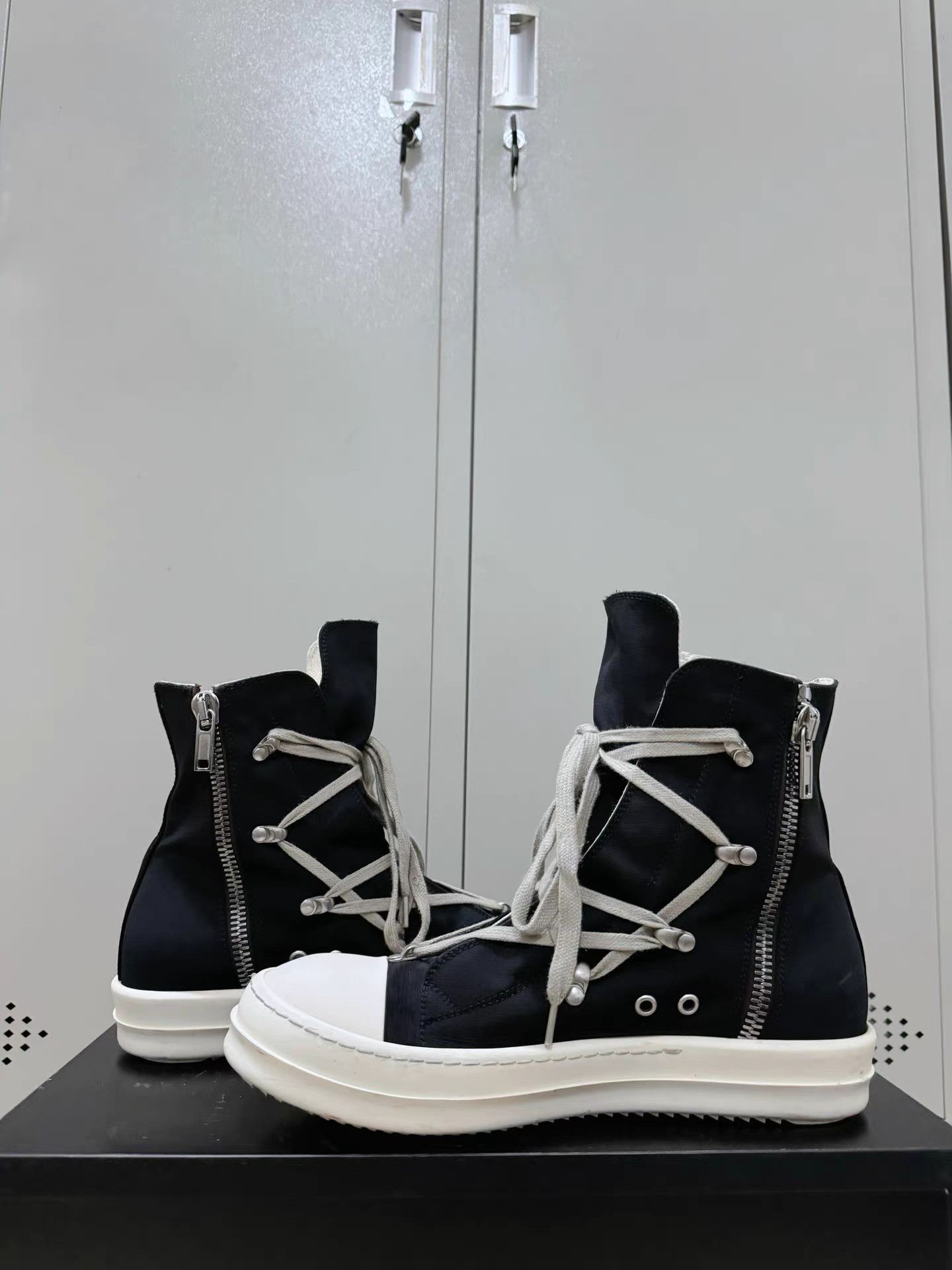 Rick Owens Rick Owens Drkshdw pentagram Converse high-top sneakers Size US 8 / EU 41 - 5 Thumbnail