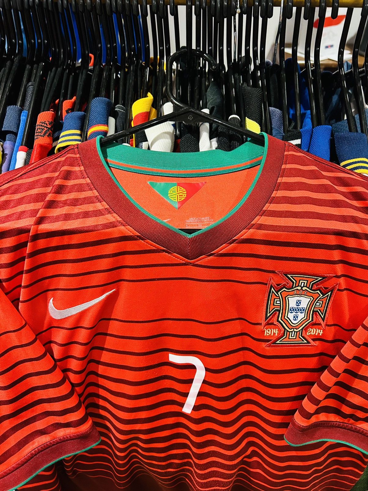 Nike × Vintage Portugal 2014 home jersey Size US XL / EU 56 / 4 - 3 Thumbnail