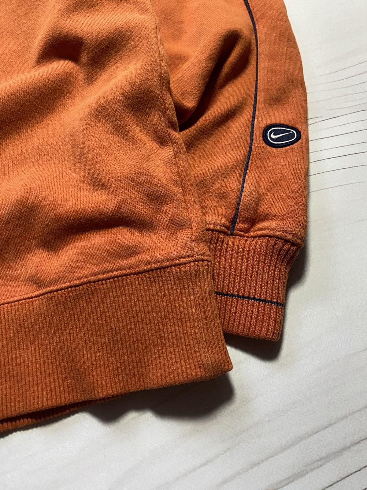 Nike Vintage Nike Big Logo box fit oversize faded y2k sweatshirt Size US L / EU 52-54 / 3 - 6 Thumbnail