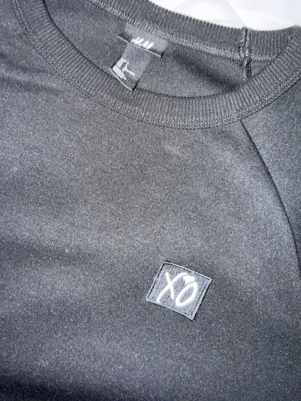 H&M × The Weeknd The Weeknd XO x H&M Crewneck Sweatshirt – Size Large Size US L / EU 52-54 / 3 - 2 Thumbnail