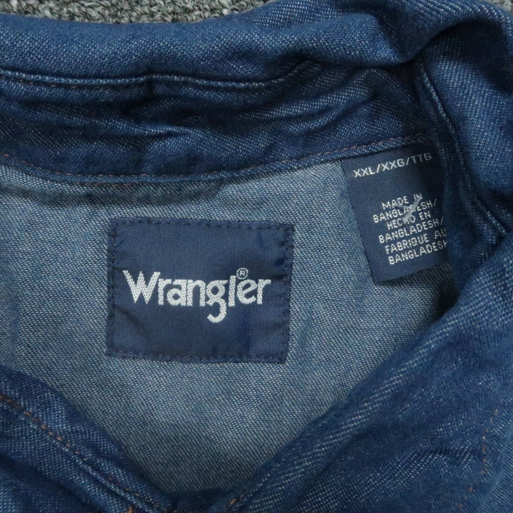 Wrangler Wrangler Shirt Mens 2XL Blue Denim Pearl Snap Long Sleeve Pocket Button-Up Size US XXL / EU 58 / 5 - 3 Thumbnail