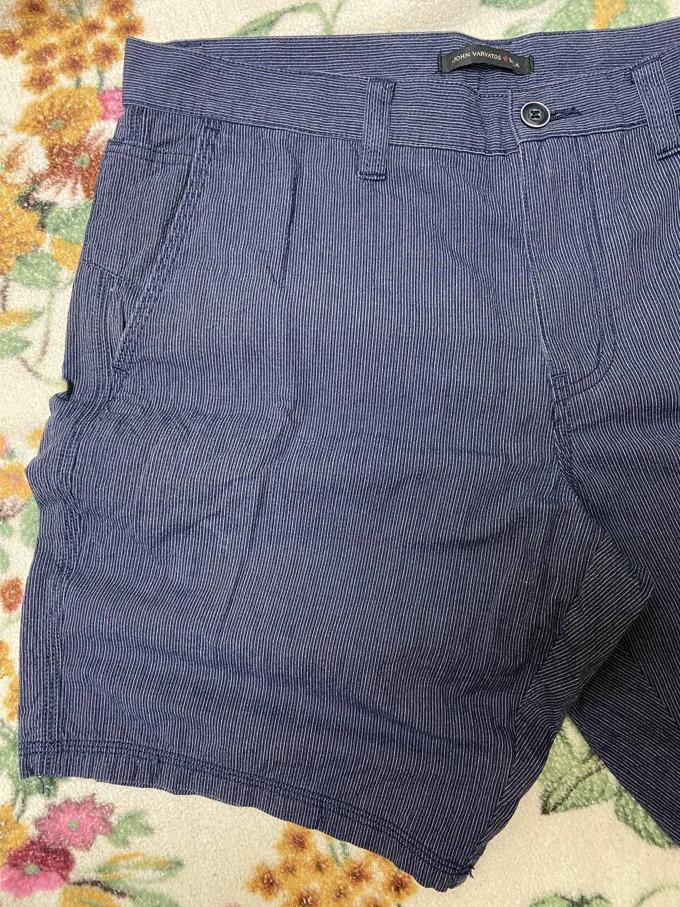John Varvatos John Varvatos Shorts Pinstripe Linen Flat Front Designer Size US 36 / EU 52 - 2 Thumbnail