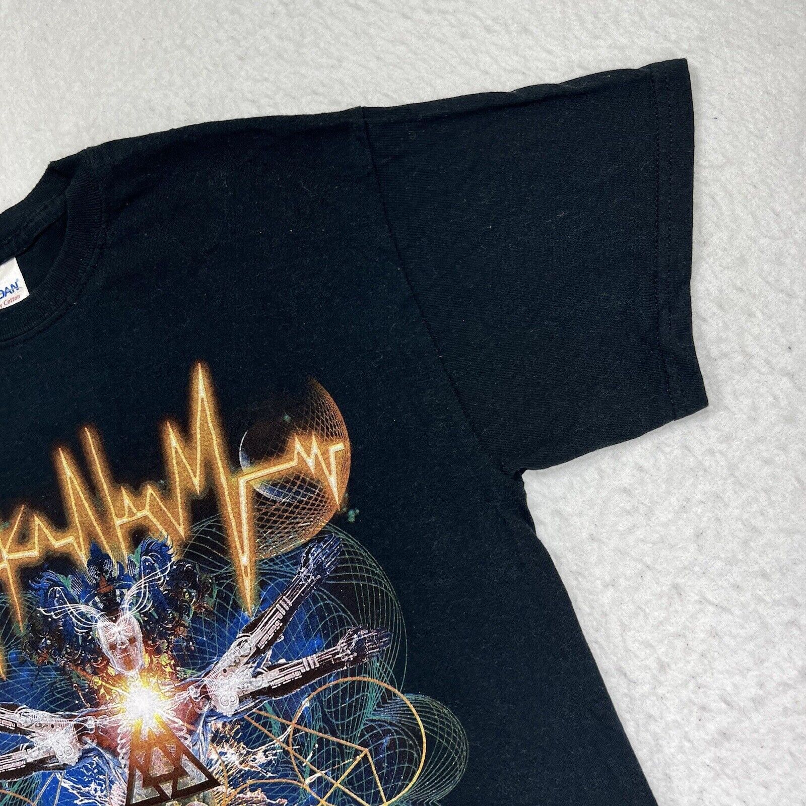 Gildan Meka Nism Medium Black The Shift Design Graphic Band T Shirt Size US M / EU 48-50 / 2 - 5 Thumbnail