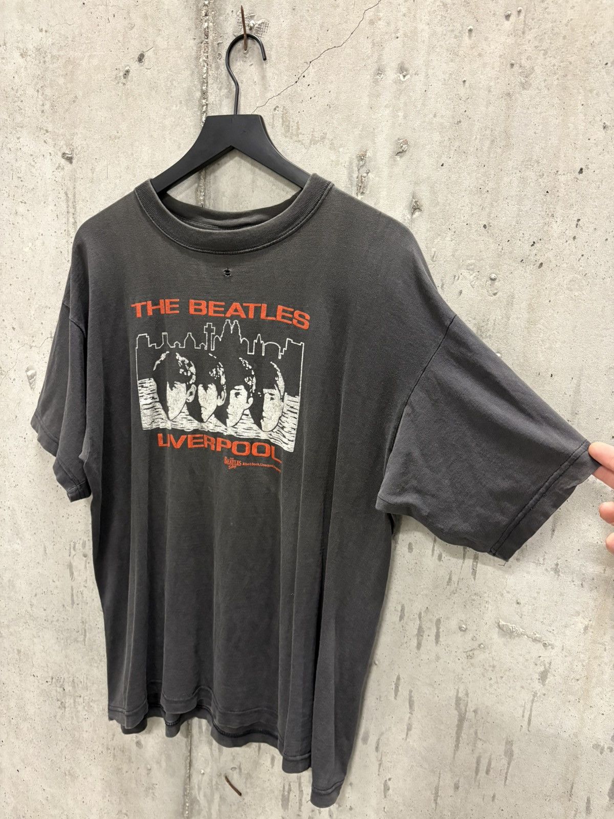 Band Tees Vintage The Beatles Shirt Faded Distressed Grunge Band Size US XL / EU 56 / 4 - 2 Thumbnail