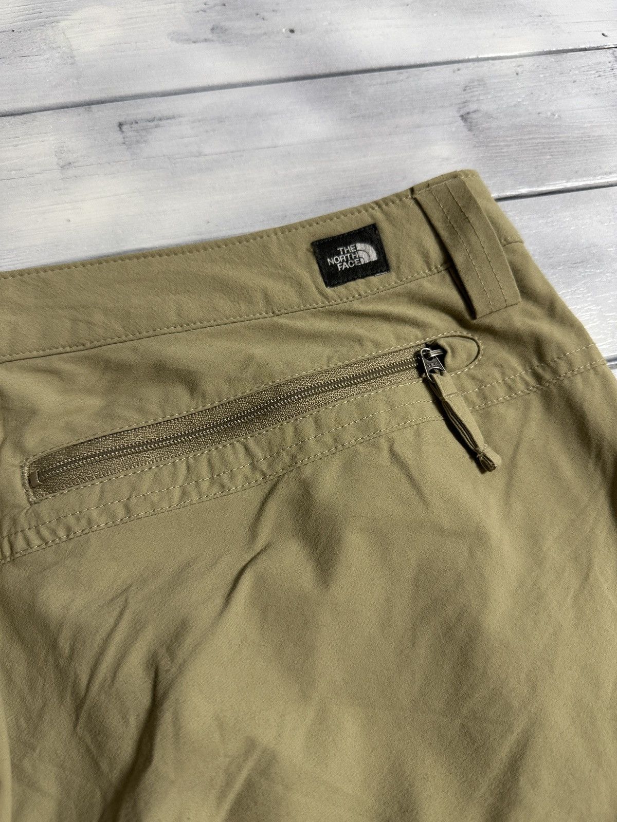 The North Face Rare Outdoor Pants The North Face TNF Multipocket Size US 34 / EU 50 - 15 Thumbnail