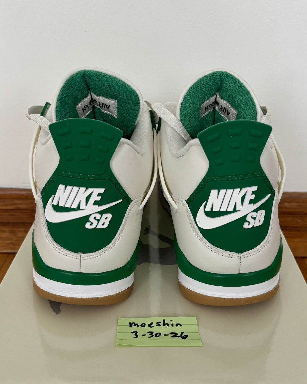 Jordan Brand Jordan 4 Retro SB Pine Green Size US 9 / EU 42 - 6 Thumbnail