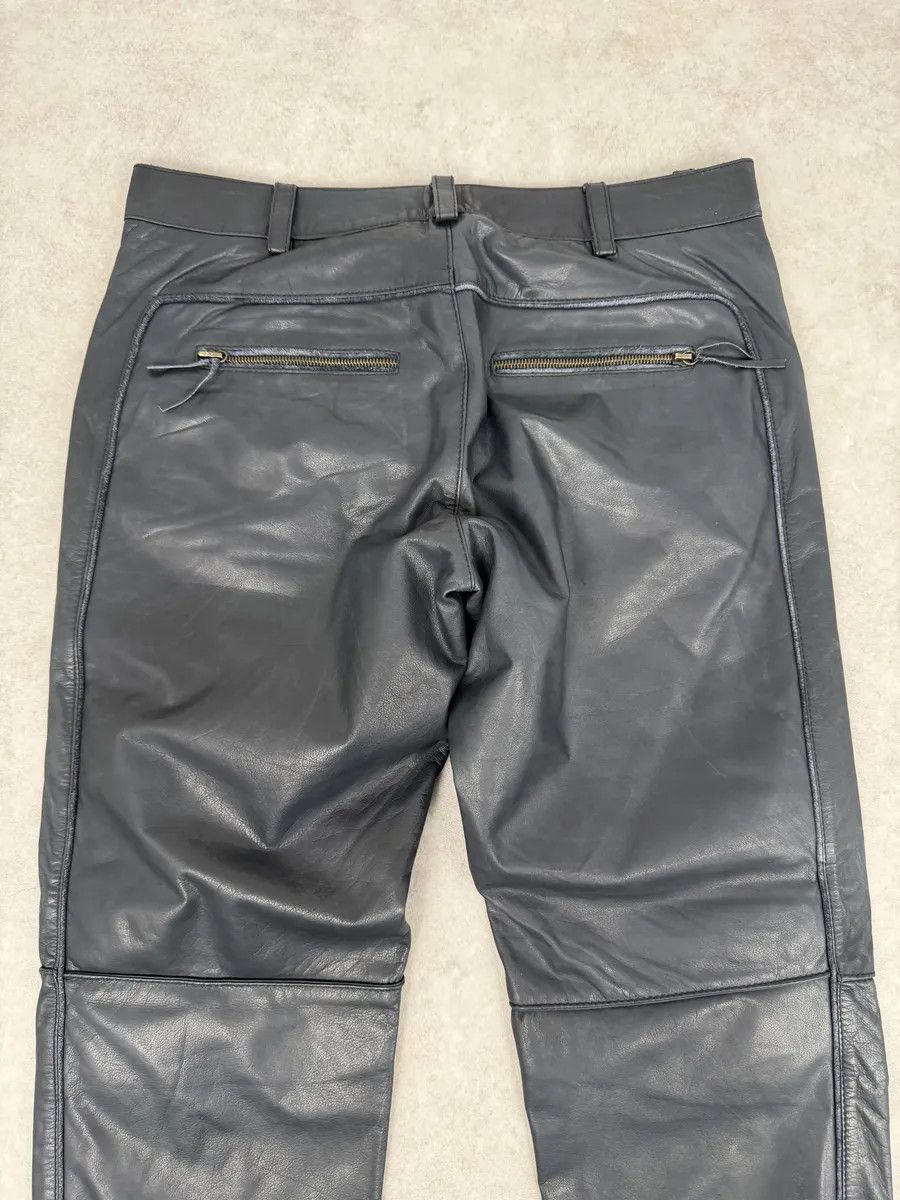 Roberto Cavalli AW2003 Roberto Cavalli Biker Navy Padded Leather Pants Size US 32 / EU 48 - 5 Thumbnail