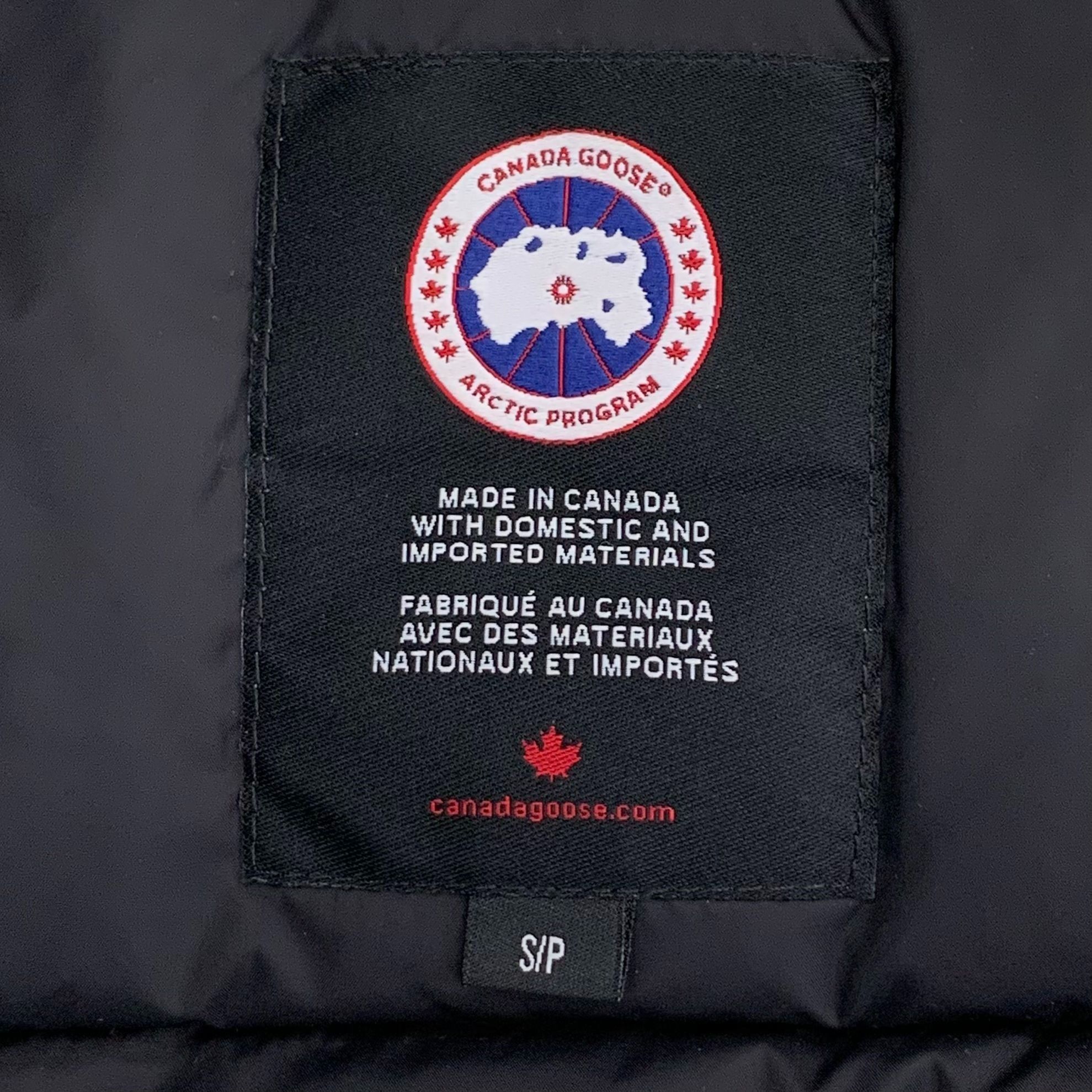 Canada Goose Canada Goose Black Logo Patch Zip-Up Down Vest (Size S) Size US S / EU 44-46 / 1 - 7 Thumbnail