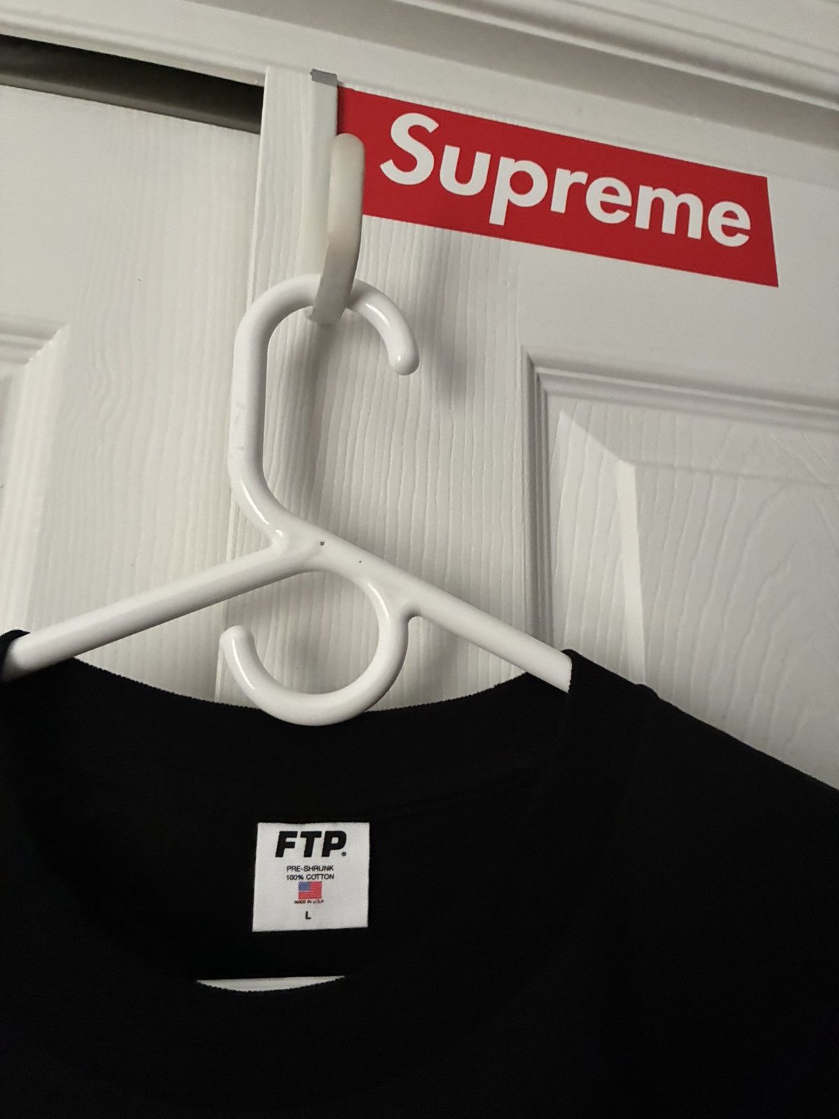 Fuck The Population × Thrasher FTP x THRASHER LOGO TEE SIZE L Size US L / EU 52-54 / 3 - 3 Thumbnail