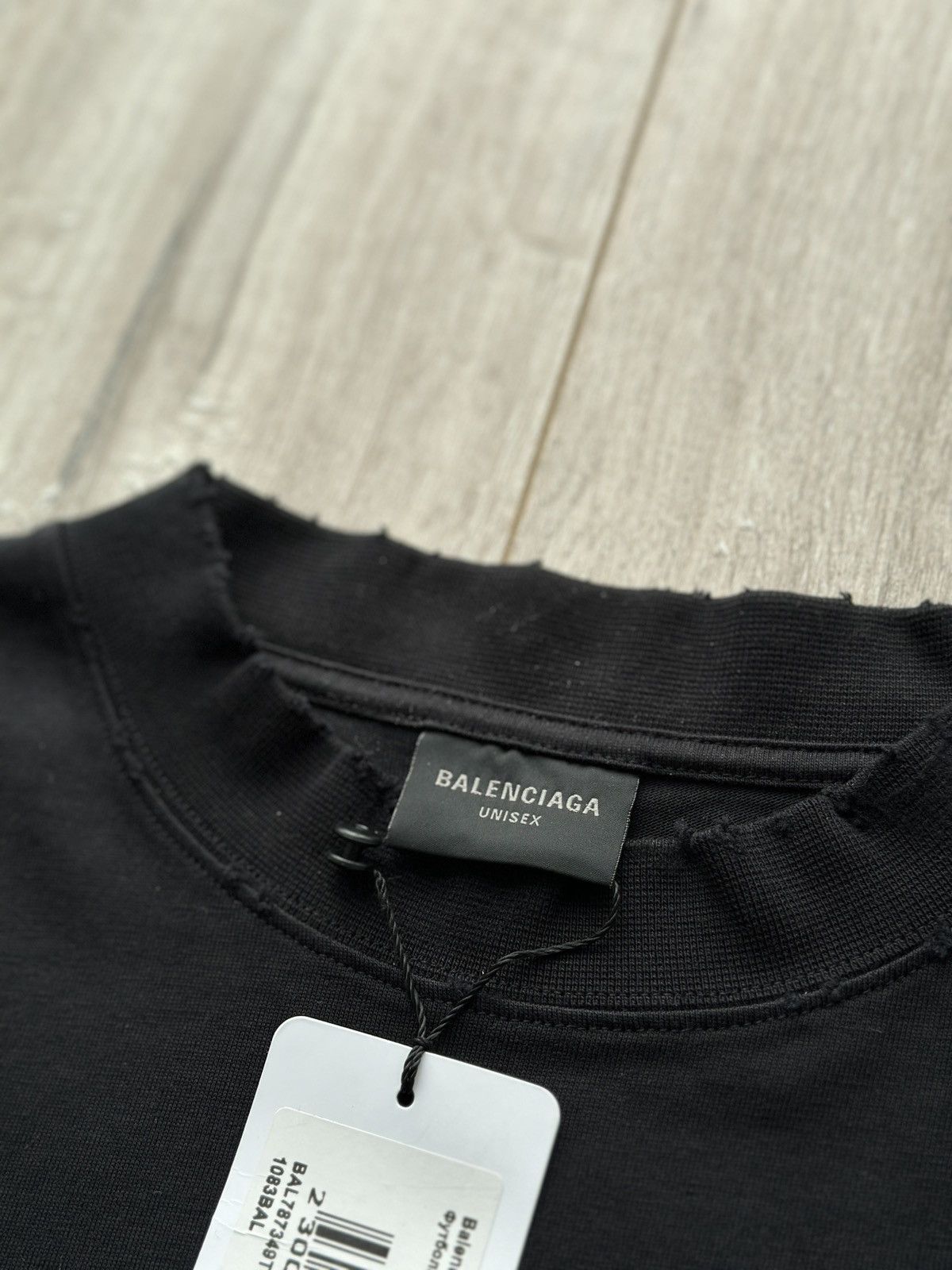 Balenciaga NEW‼️ 3B “2024 collection “ New T shirt Oversized fit Size US L / EU 52-54 / 3 - 13 Thumbnail