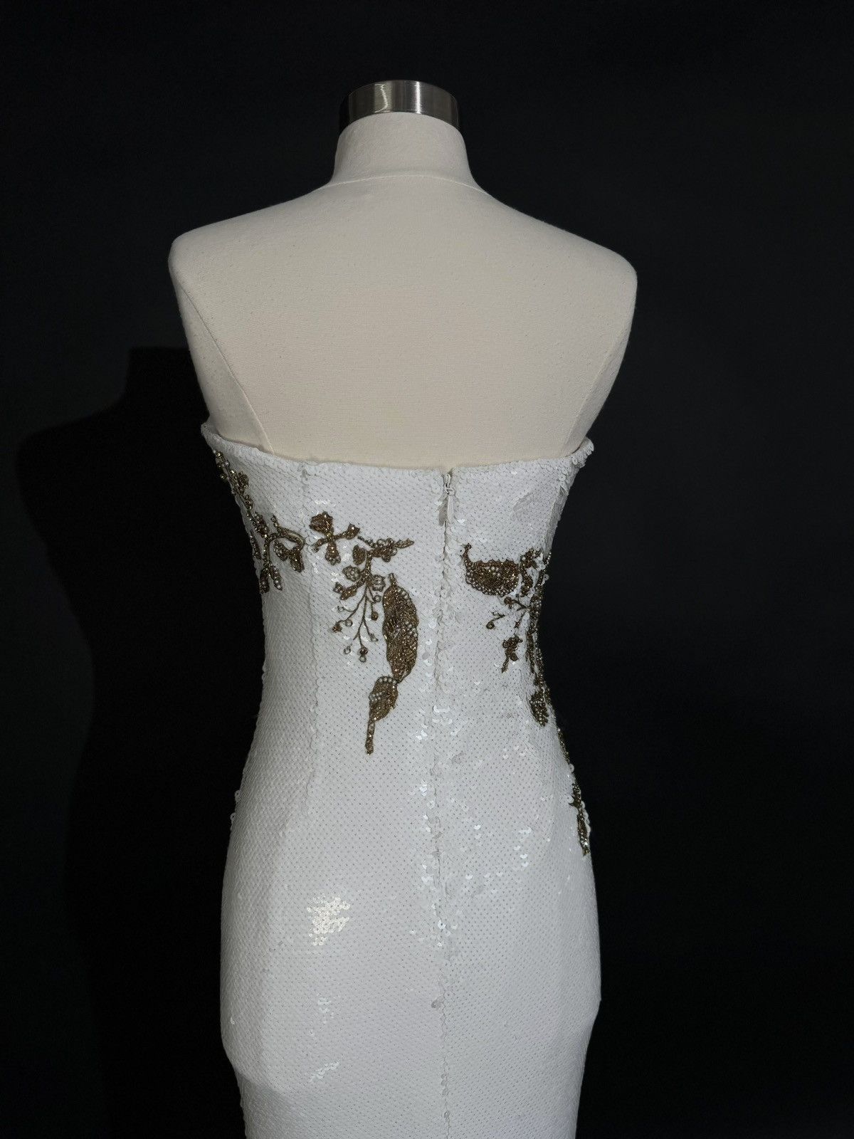 Monique Lhuillier Brand New Monique Lhuillier Embroidered Sequin Column Gown Size M / US 6-8 / IT 42-44 - 6 Thumbnail