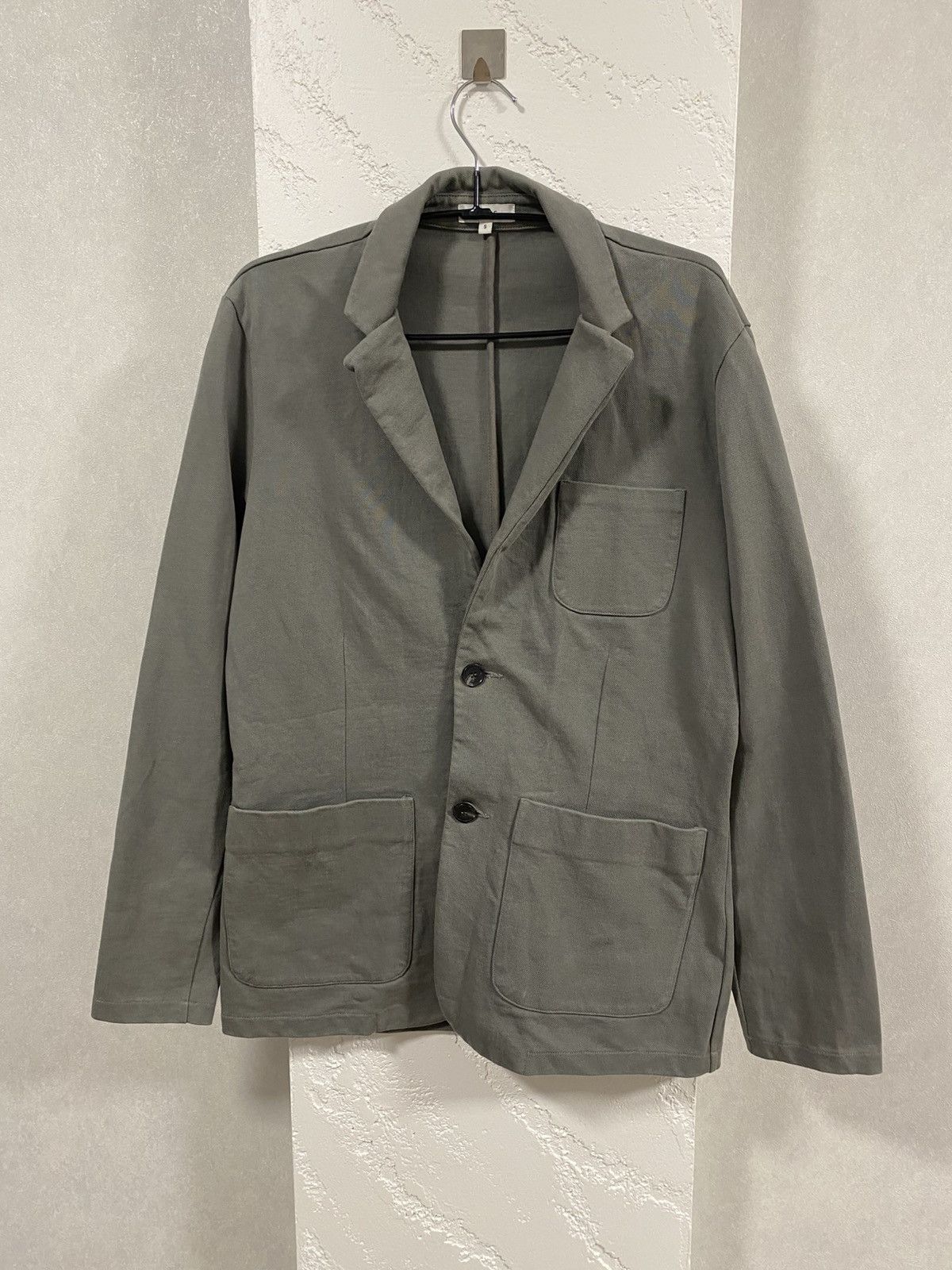 Reiss Reiss Grey Classic 2 buttons and 3 Pockets Blazer Size 38R - 1 Thumbnail