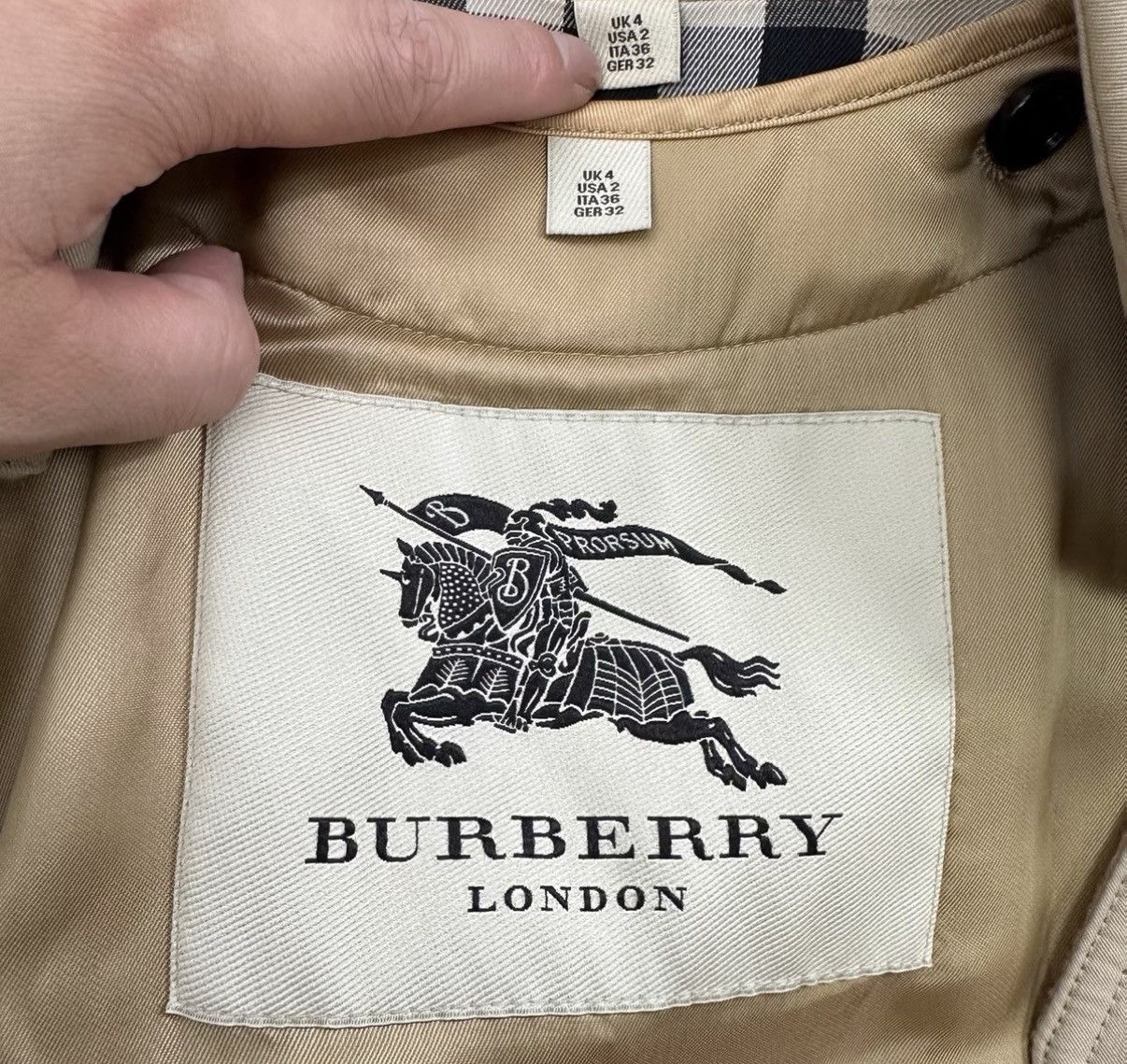 Burberry Burberry Detachable Goat Cashmere Lined Trench Coat K12 Size XS / US 0-2 / IT 36-38 - 4 Thumbnail