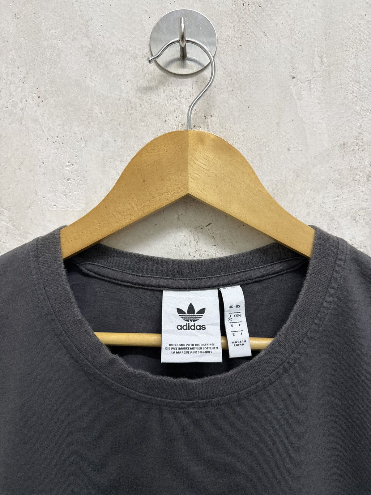 Adidas Adidas Trefoil Side Logo Tee Size US M / EU 48-50 / 2 - 4 Thumbnail