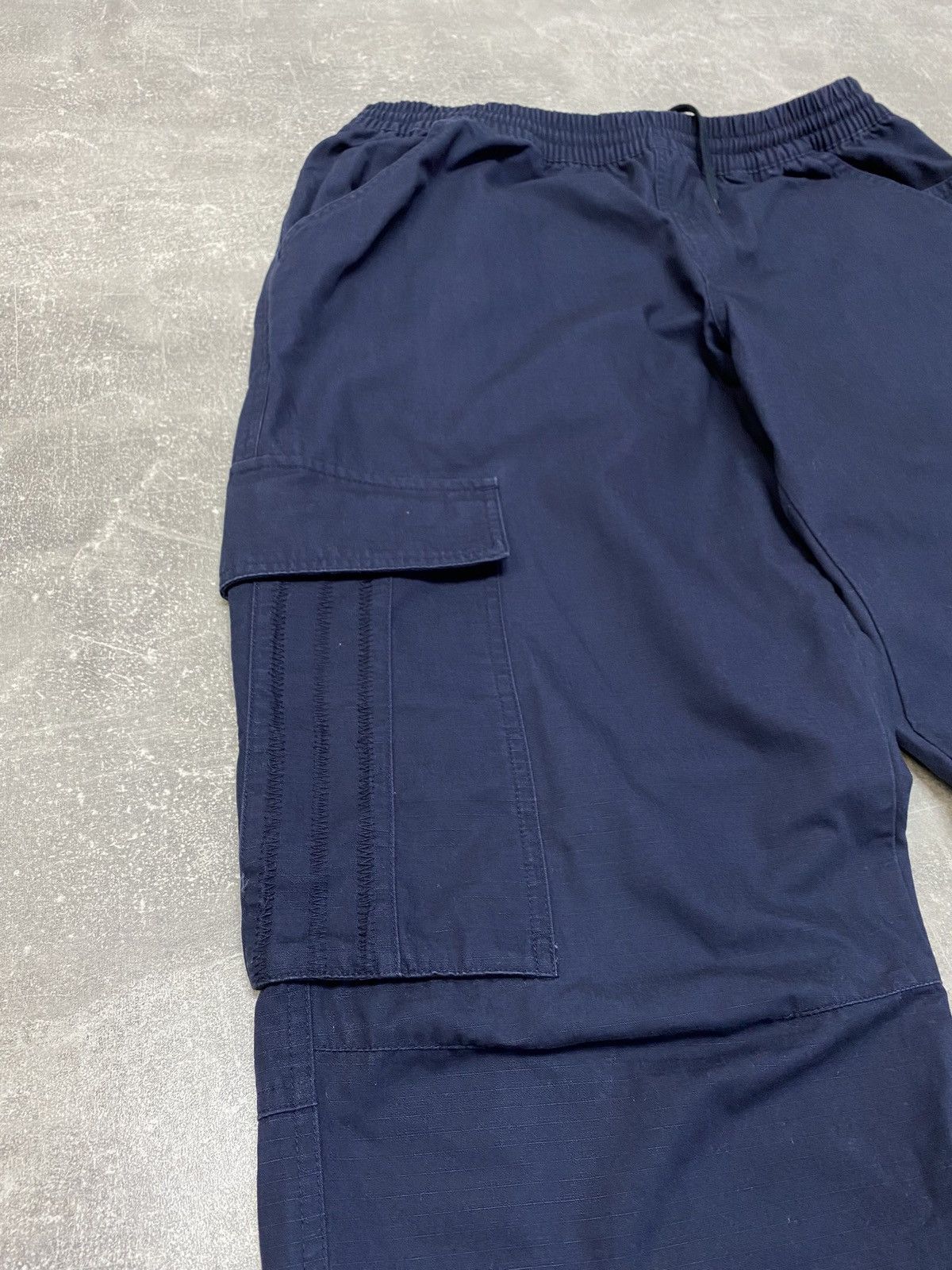 Adidas × Vintage Vintage y2k Adidas Baggy Blue Outdoor Track Pants Size US 32 / EU 48 - 7 Thumbnail
