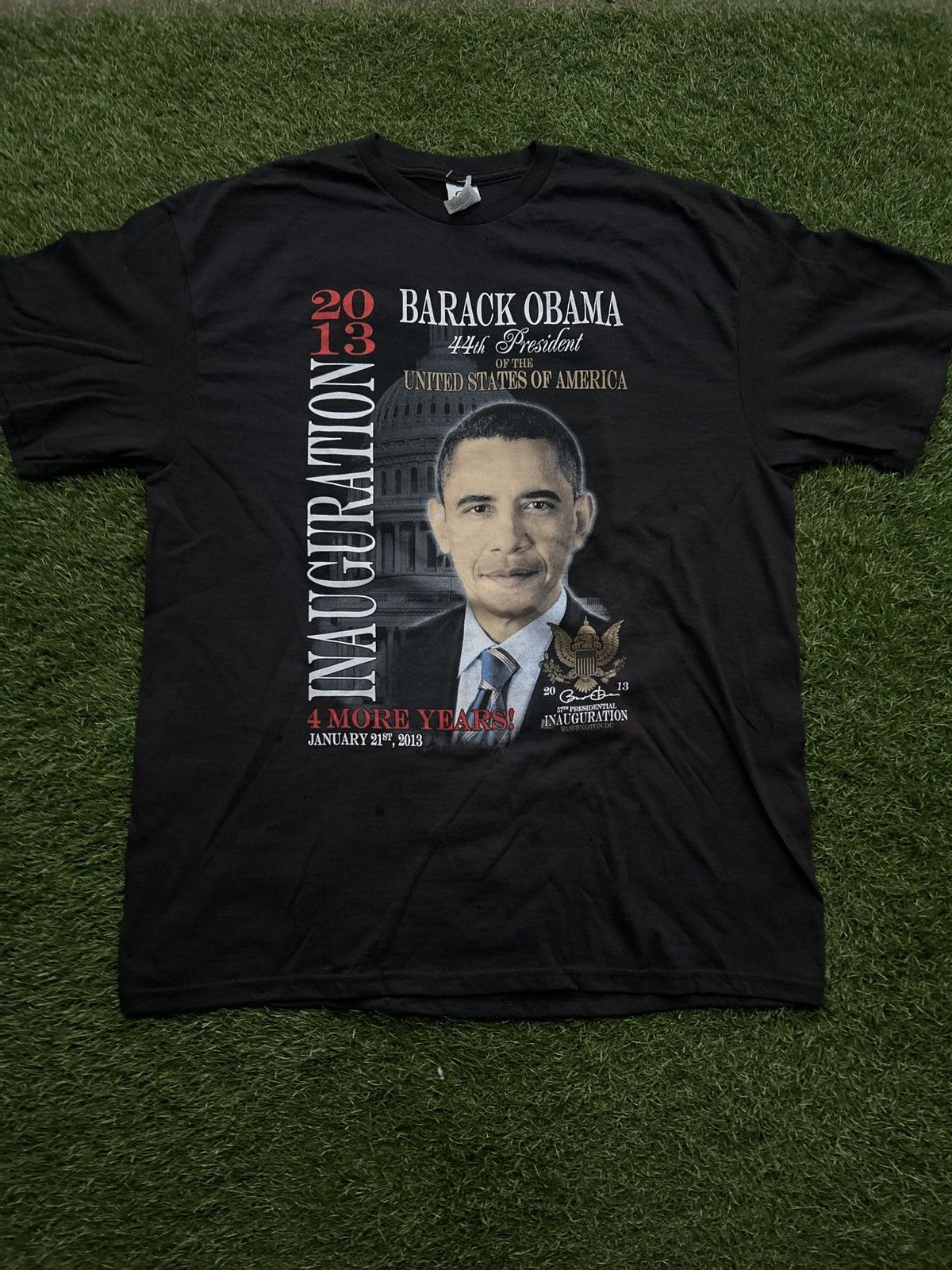 Vintage Vintage 2013 Barack Obama Inauguration T-Shirt Size US XL / EU 56 / 4 - 1 Thumbnail