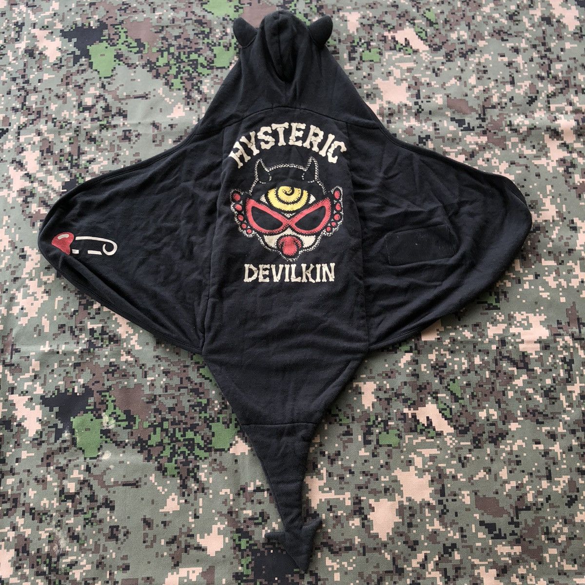 Hysteric Glamour Rare Hysteric Devilkin Devilhorn Baby Swaddle Hysteric Mini Size ONE SIZE - 1 Thumbnail
