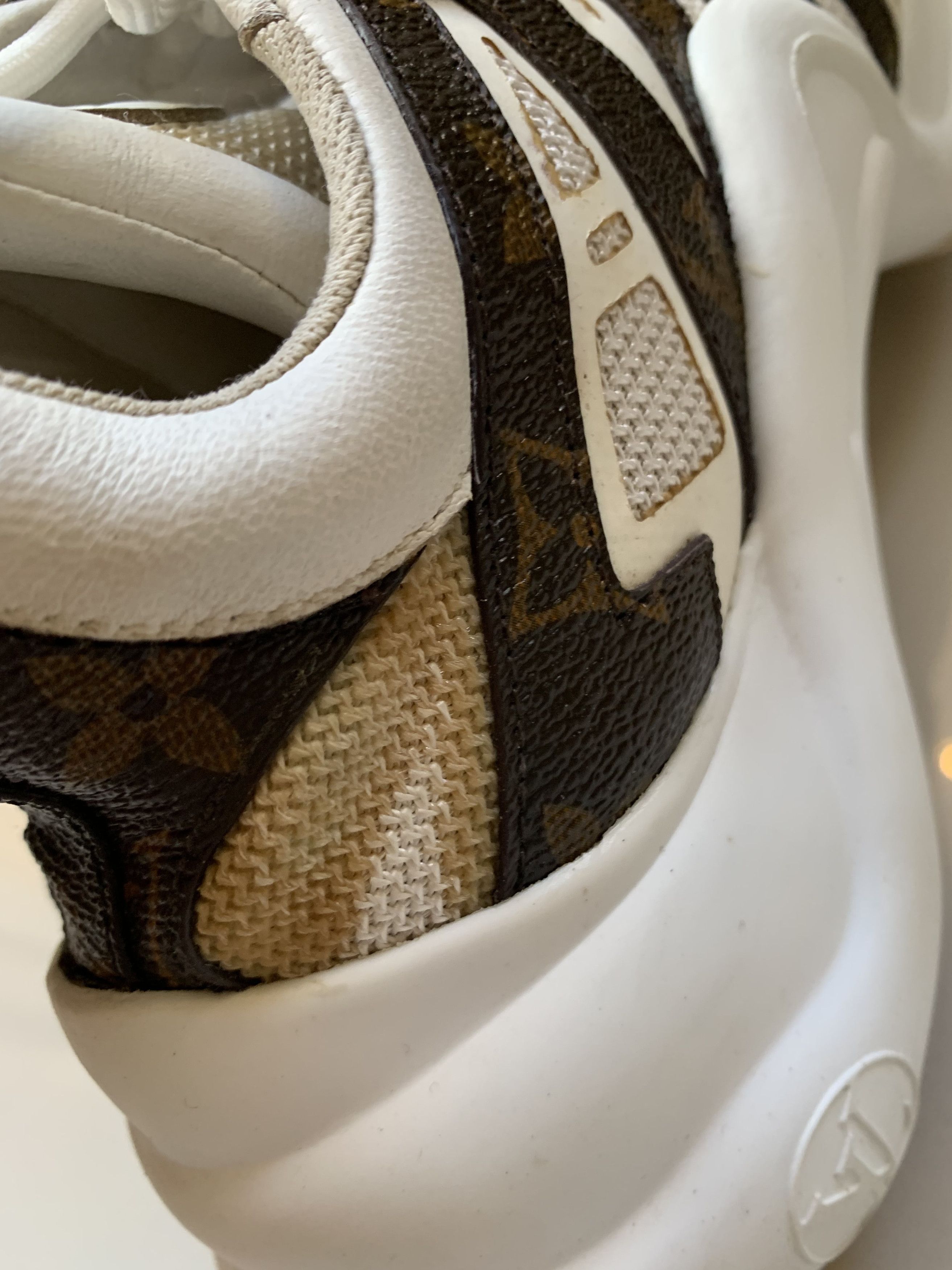 Louis Vuitton Authentic Louis Vuitton Archlight Sneakers 37 Size US 6.5 / IT 36.5 - 17 Thumbnail