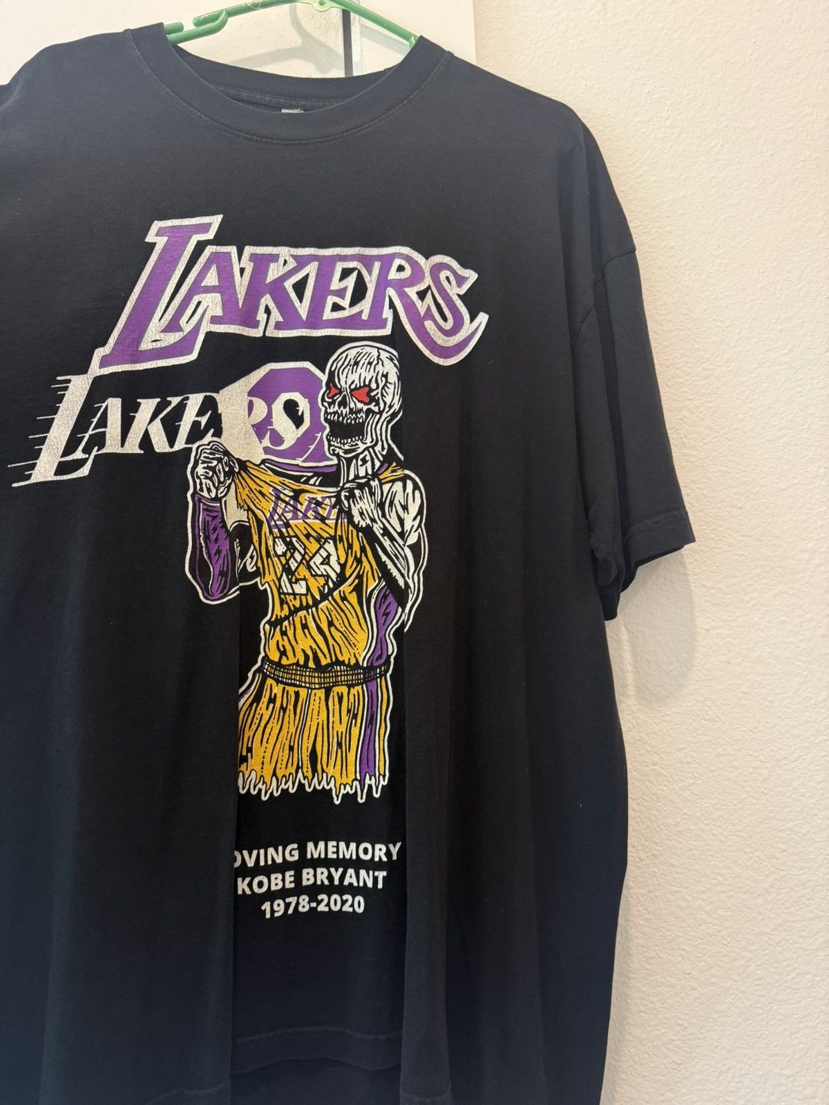 Warren Lotas Warren Lotas Kobe Bryant tee Size US XL / EU 56 / 4 - 1 Thumbnail