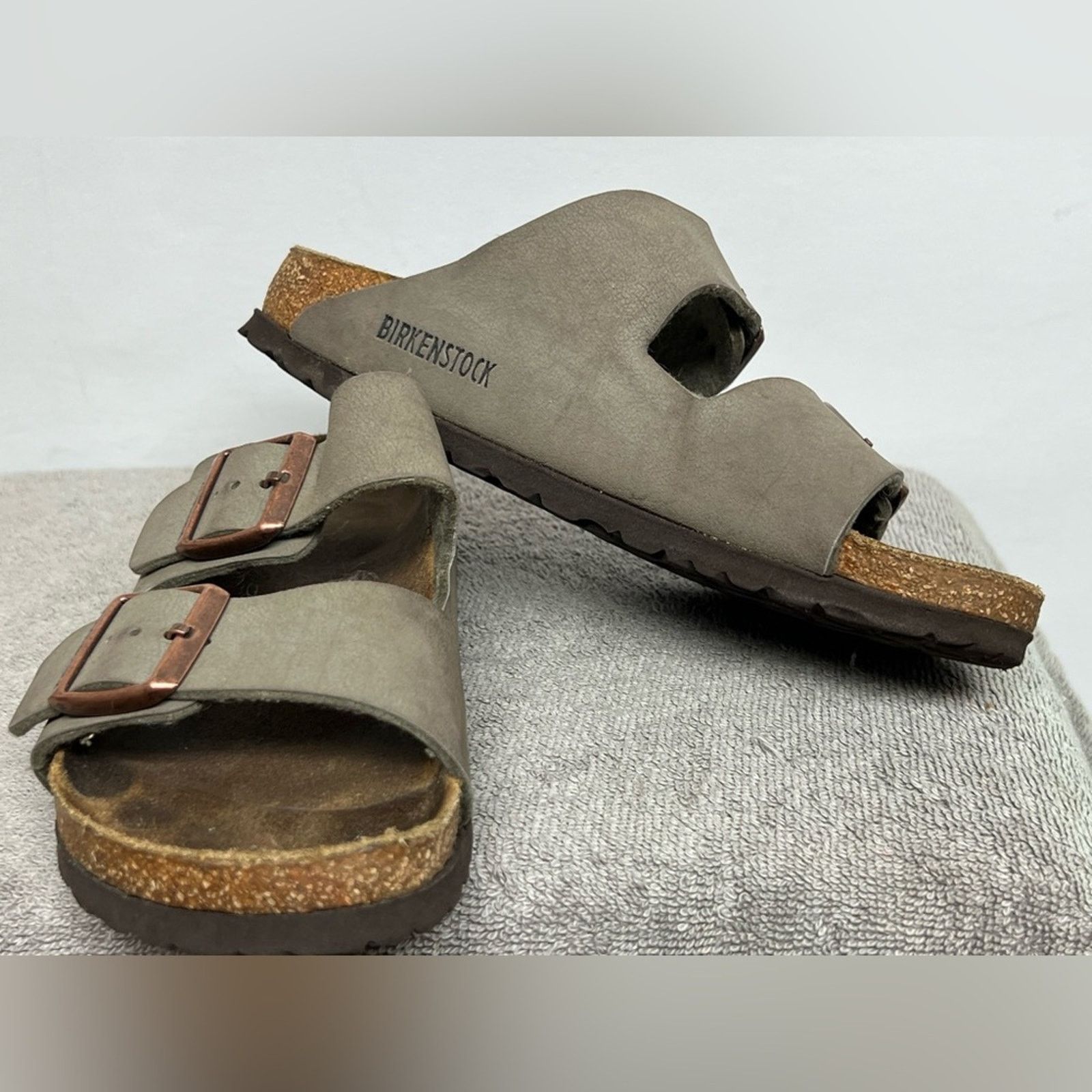 Birkenstock Birkenstock Arizona Womens SZ 6 EU 37 Sandals Oiled Leather Size US 6 / IT 36 - 8 Thumbnail