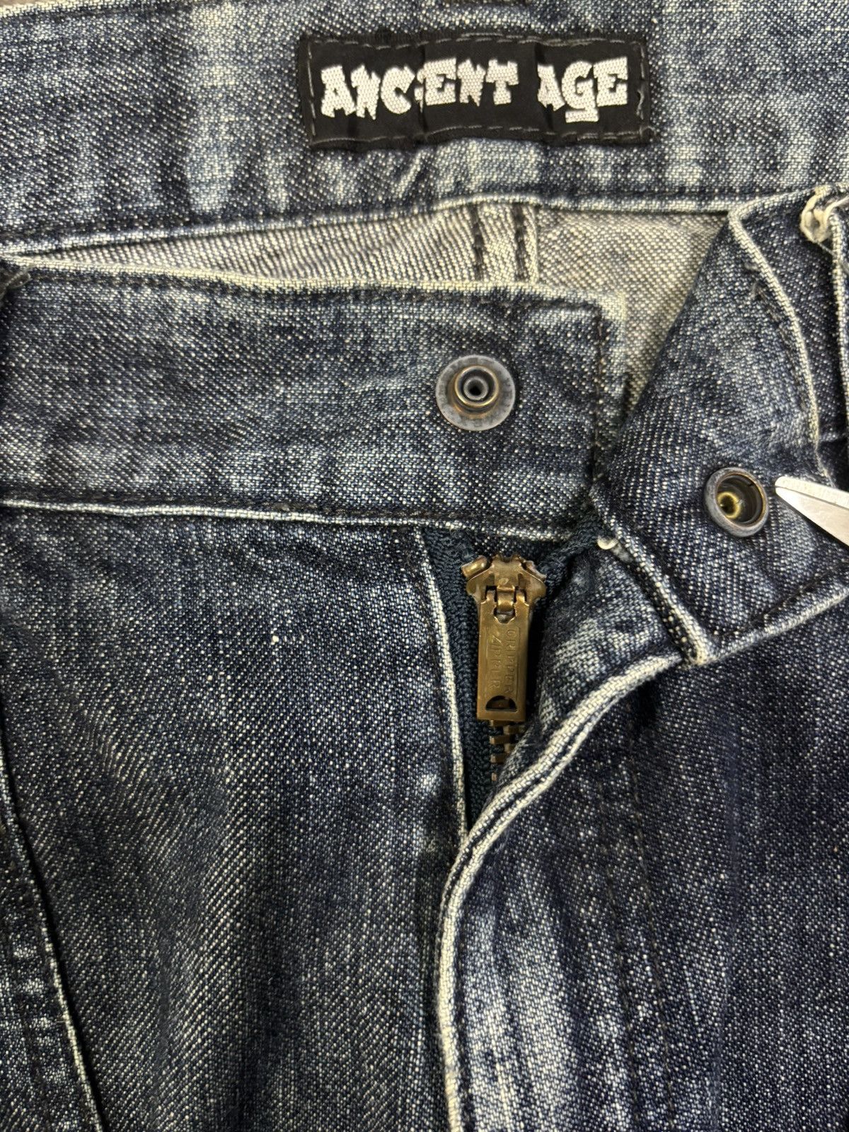 1017 ALYX 9SM Vintage Japanese Brand Faded Whiskers Bush Pants Denim Size US 29 - 4 Thumbnail
