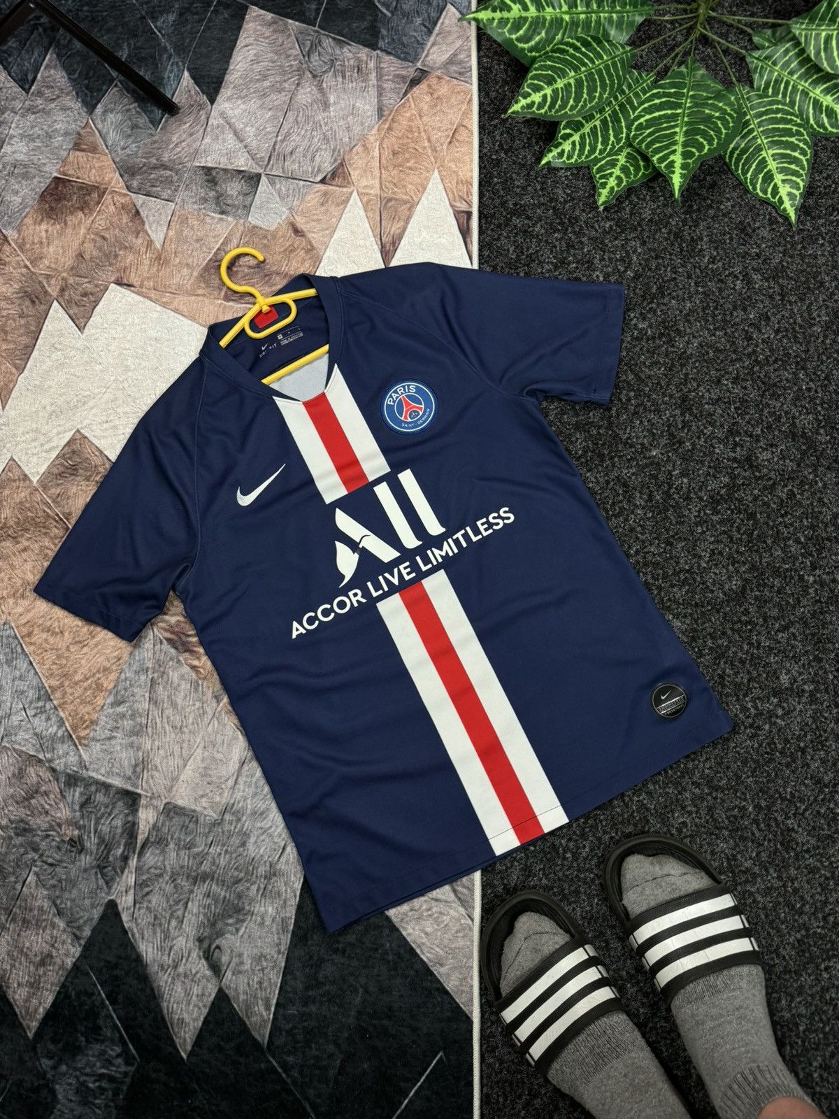 Nike NIKE PSG PARIS SOCCER JERSEY Y2K DRILL STYLE SIZE M Size US M / EU 48-50 / 2 - 16 Thumbnail