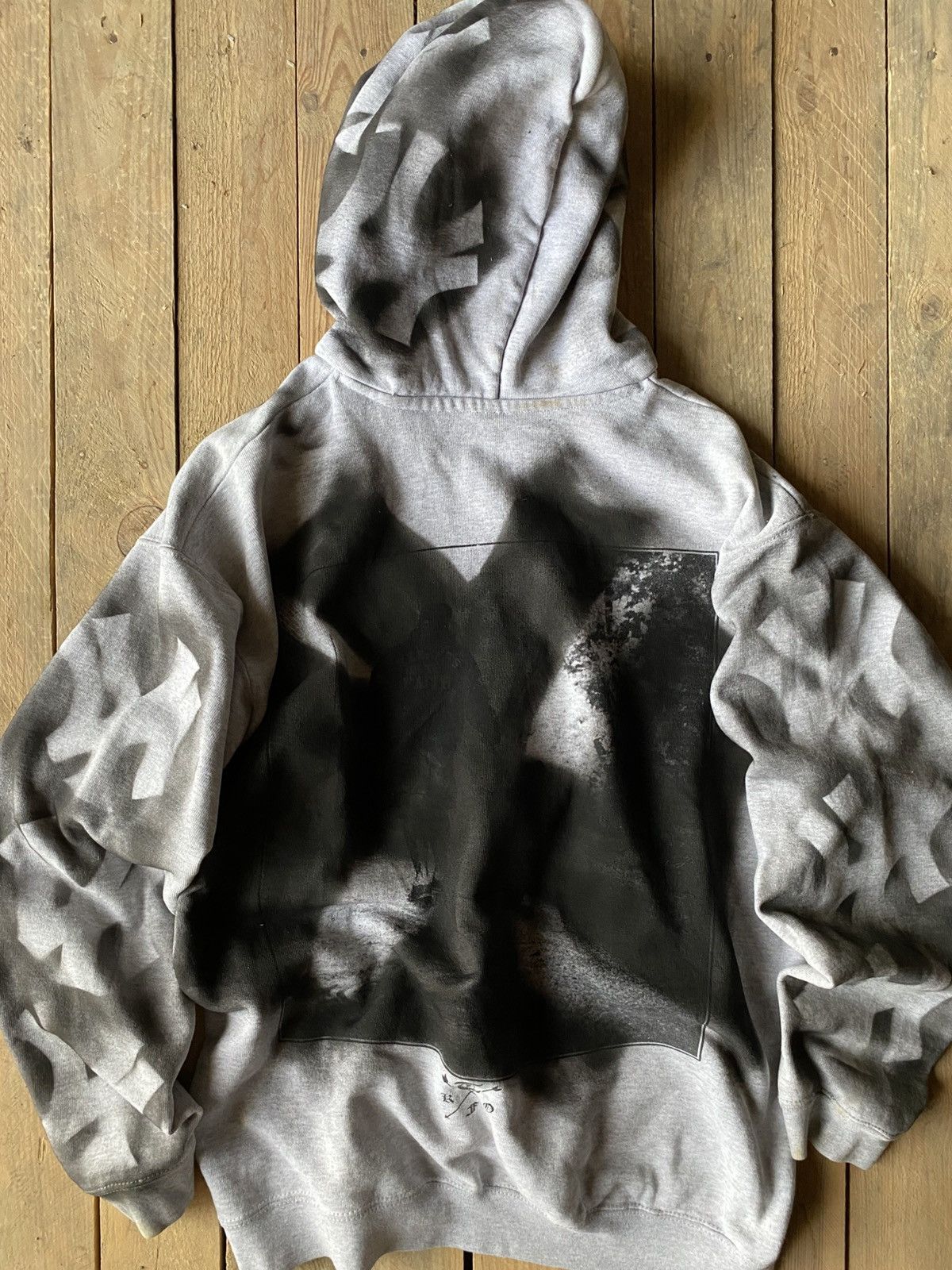 Vintage VINTAGE NY Yankees ALL OVER LOGO ZIP UP HOODIE Size US XL / EU 56 / 4 - 7 Thumbnail