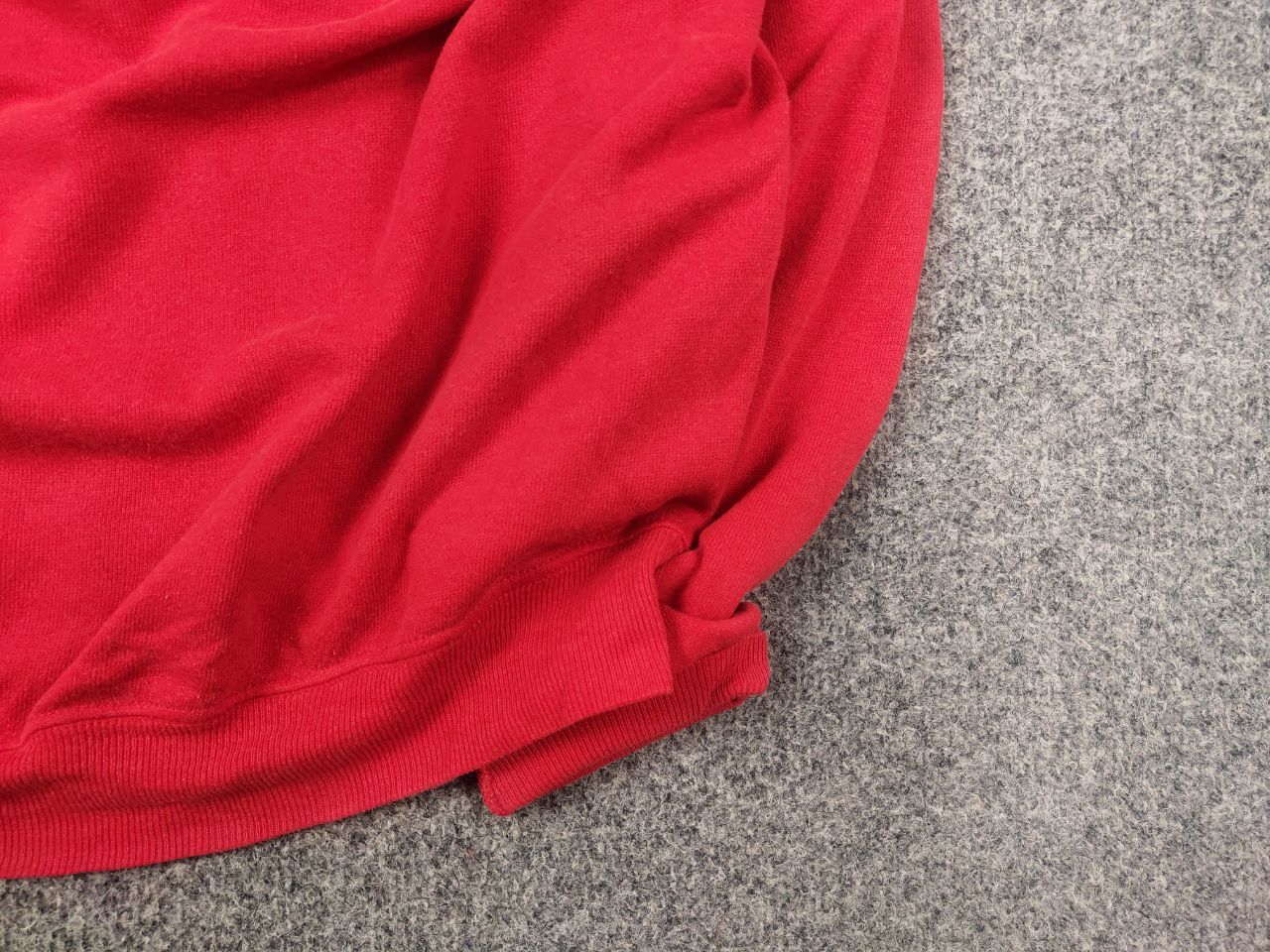 Vintage Vintage 1980s Hawaii Red logo crewneck Sweatshirt USA Made Size US L / EU 52-54 / 3 - 7 Thumbnail
