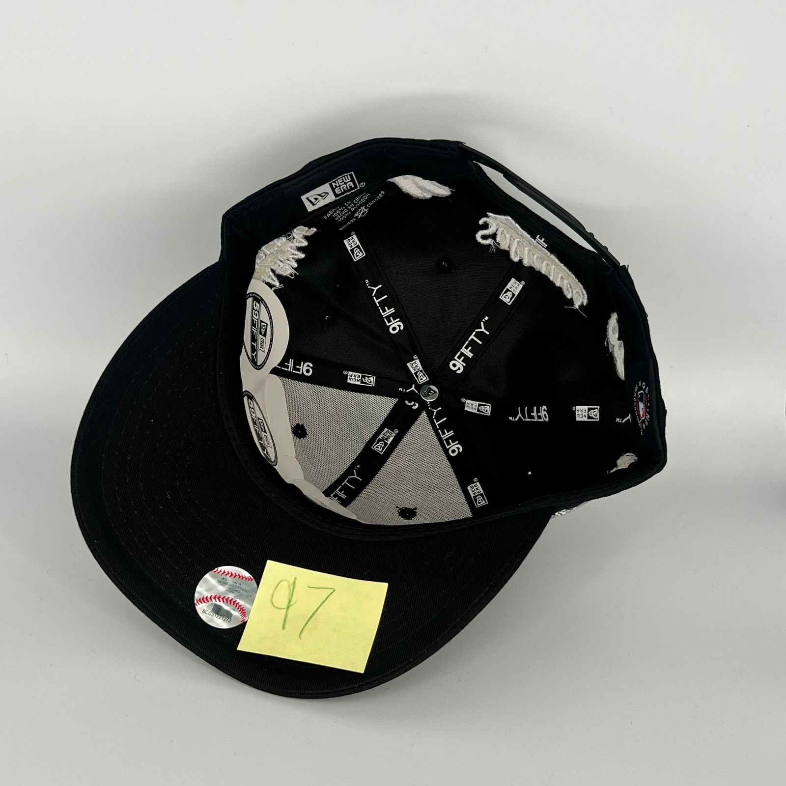 New Era Black Sultanes de Monterrey Fantasmas Grises Side Patch MBL Size ONE SIZE - 4 Thumbnail