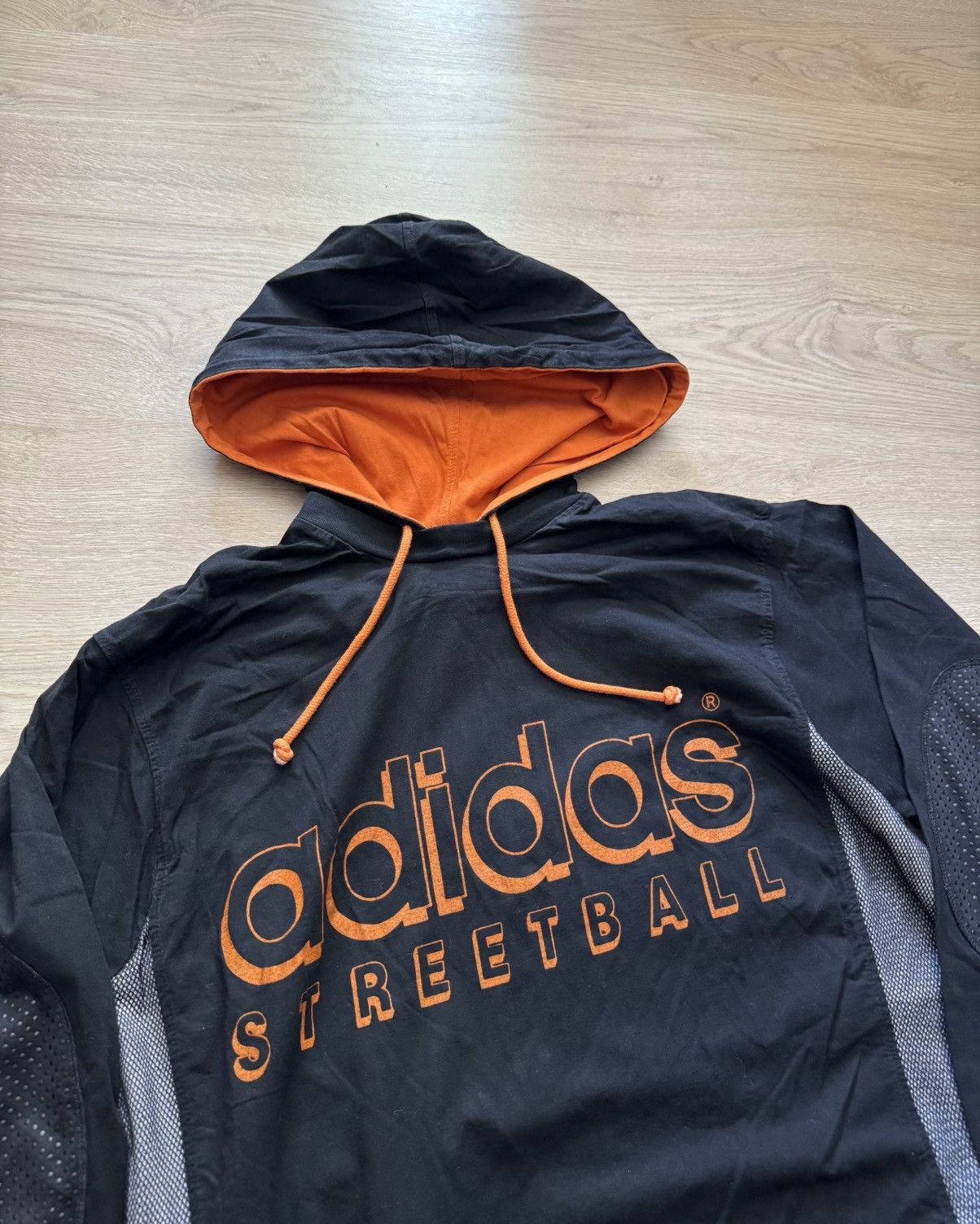 Adidas Vintage 90’s Women’s Rare Adidas Basketball y2k Long Sleeve Size M / US 6-8 / IT 42-44 - 2 Thumbnail