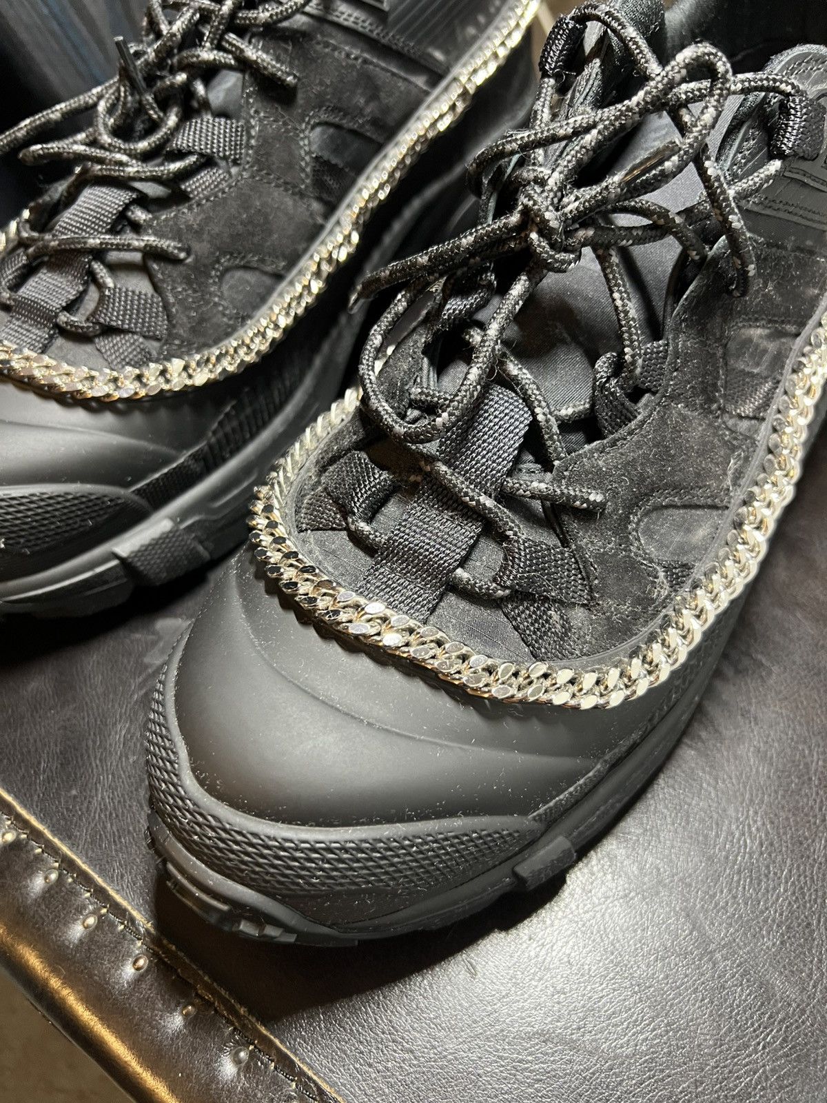 Burberry Burberry Arthur Chain Sneaker Size US 8.5 / EU 41-42 - 1 Thumbnail