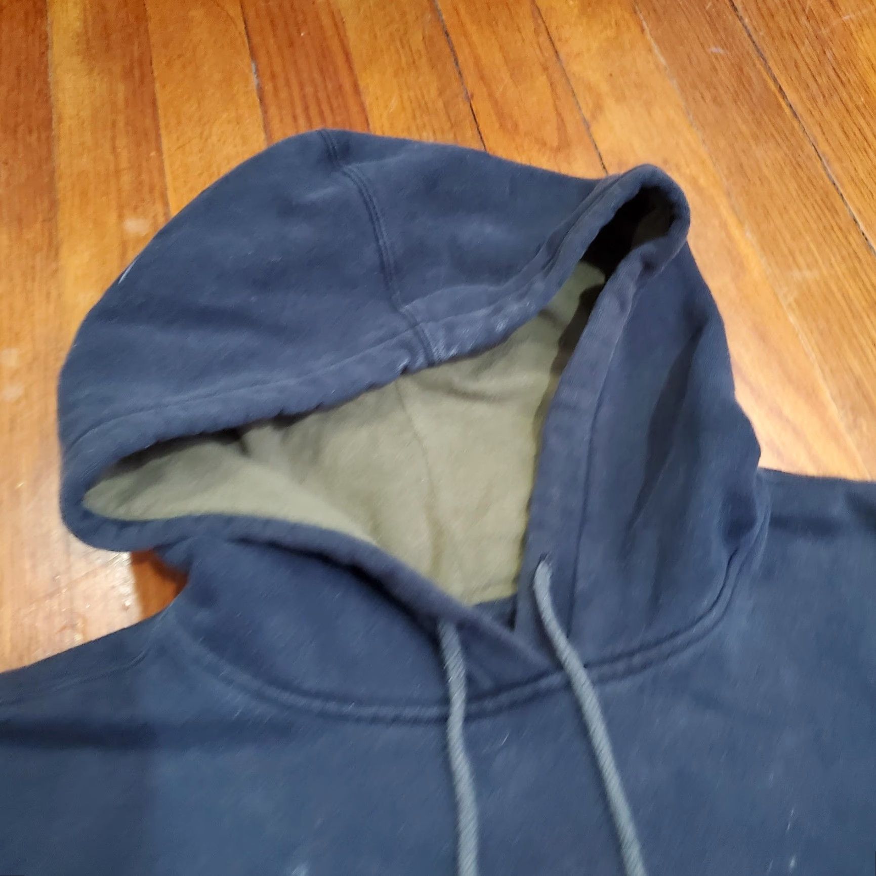 Quiksilver VINTAGE Quiksilver Hoodie Mens M Black Pullover Fleece Sweatshirt Logo 90s Gothic Outdoor Sports Graphic Print Kangaroo Pocket Size US M / EU 48-50 / 2 - 7 Thumbnail